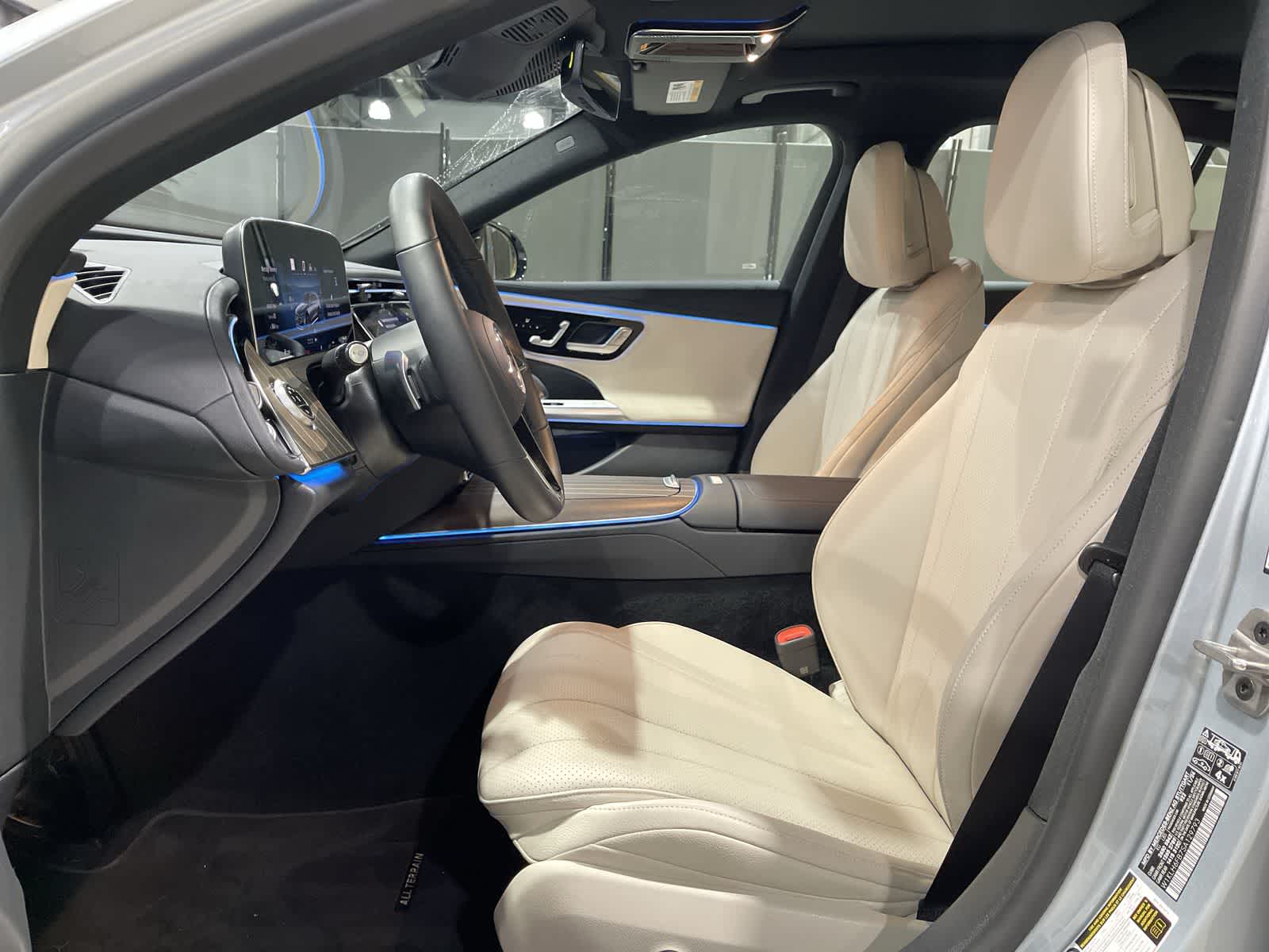 Thumbnail: 2025 Mercedes-Benz E-Class - 23