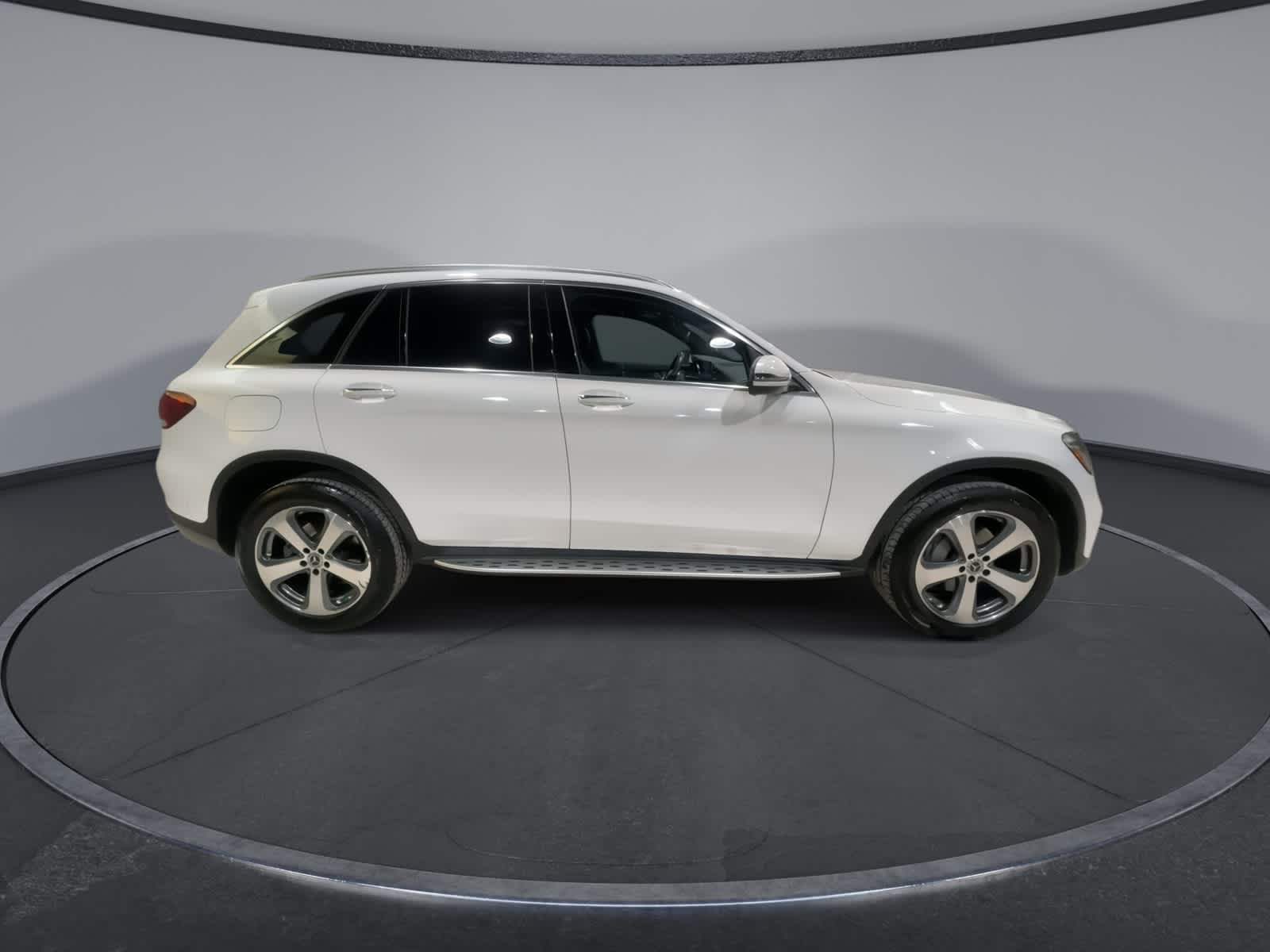 Thumbnail: 2022 Mercedes-Benz GLC - 13