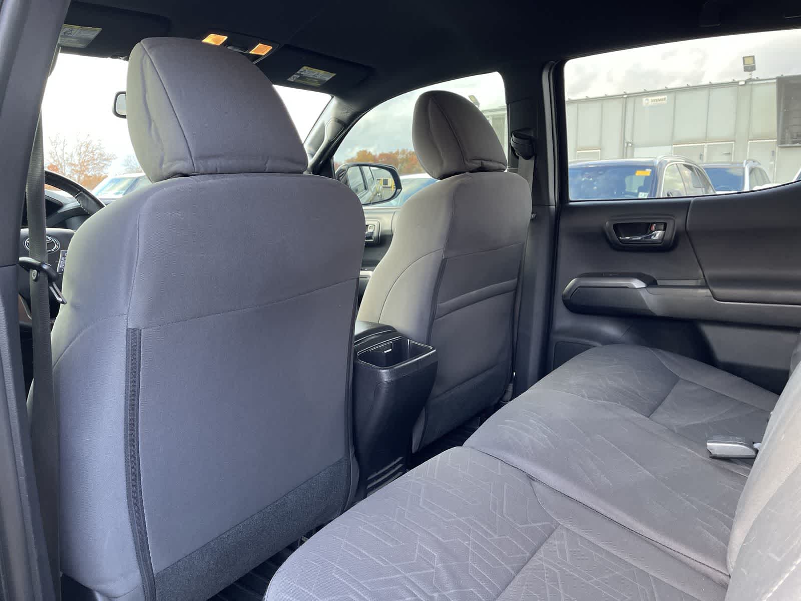 Thumbnail: 2016 Toyota Tacoma - 24