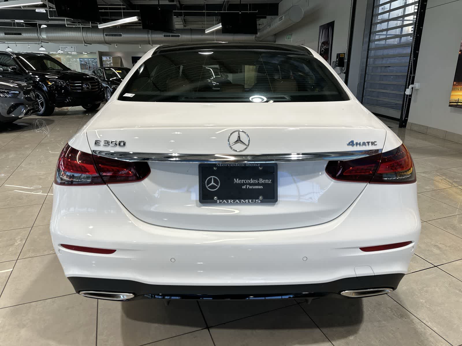 Thumbnail: 2023 Mercedes-Benz E-Class - 17