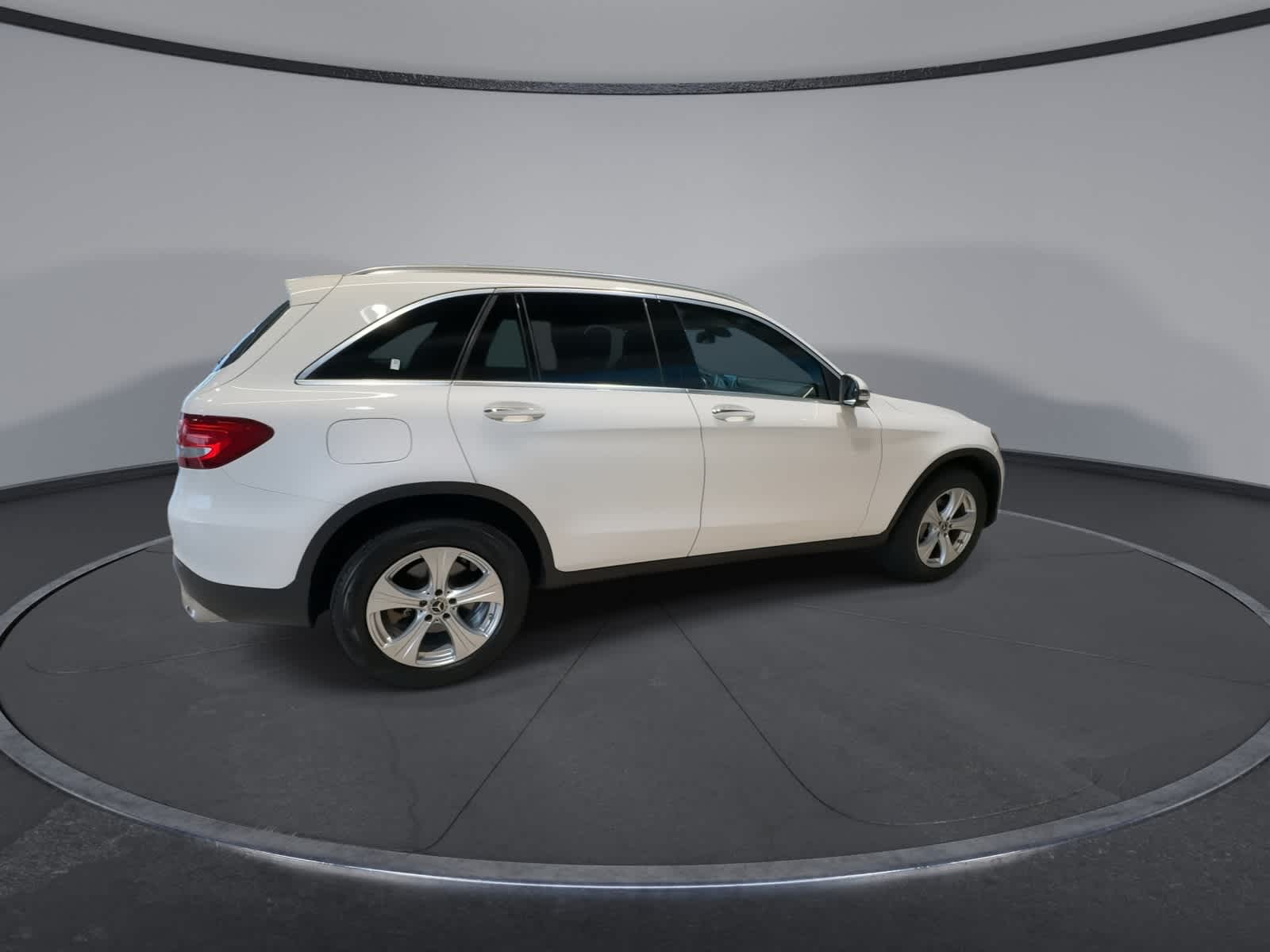 Thumbnail: 2017 Mercedes-Benz GLC - 12