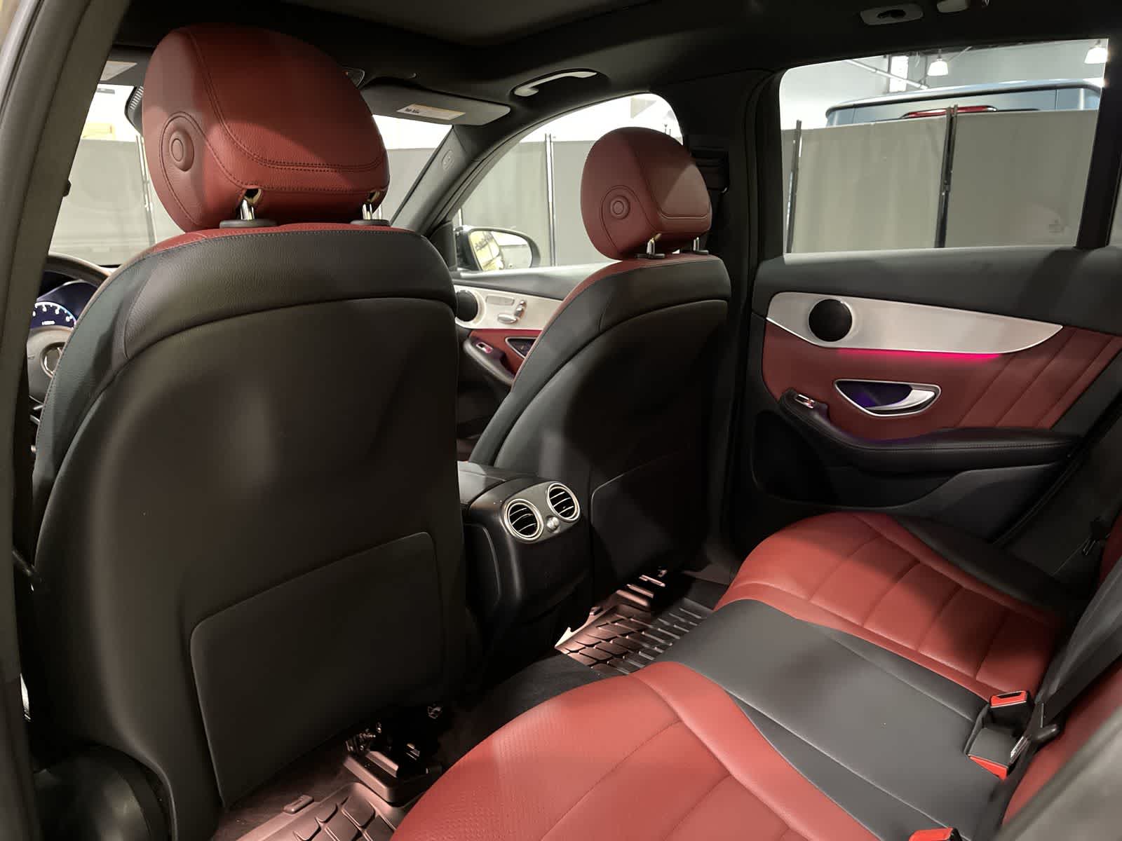 Thumbnail: 2022 Mercedes-Benz GLC - 24