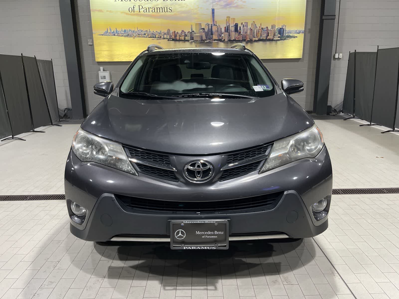 Thumbnail: 2015 Toyota RAV4 - 18