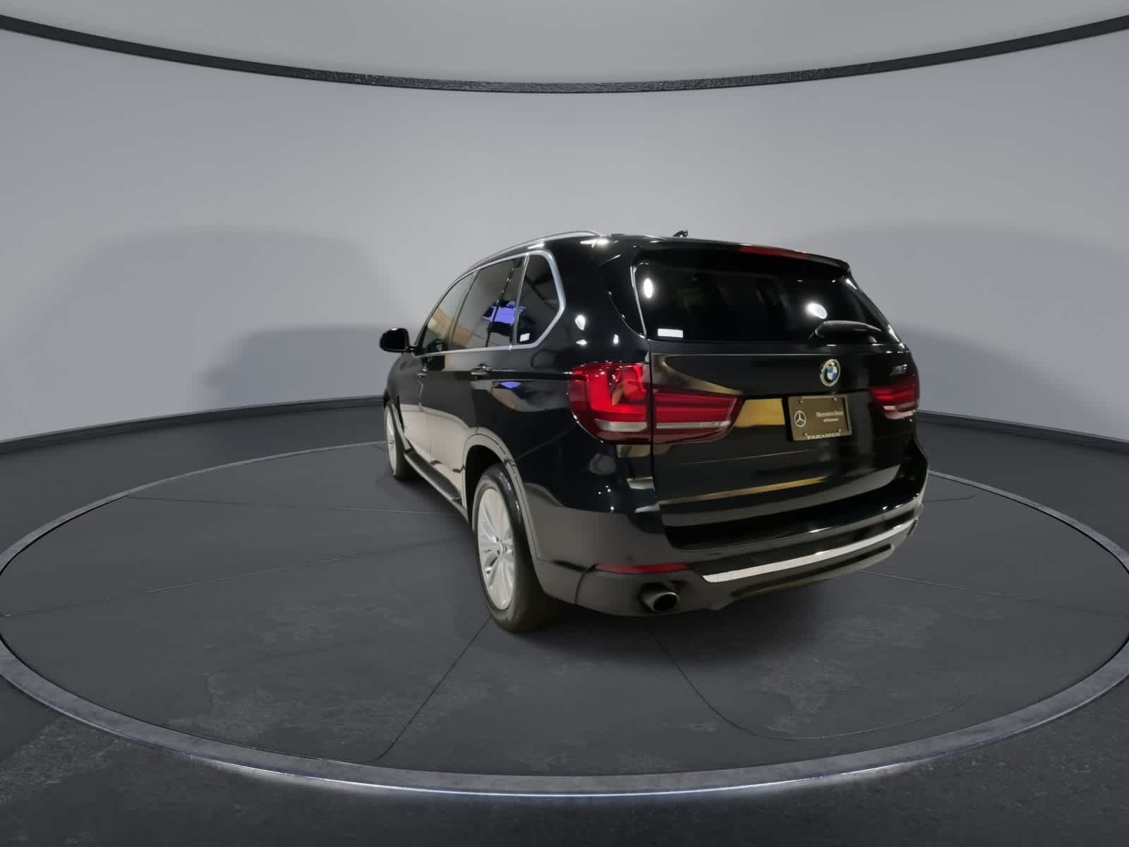 Thumbnail: 2017 BMW X5 - 9