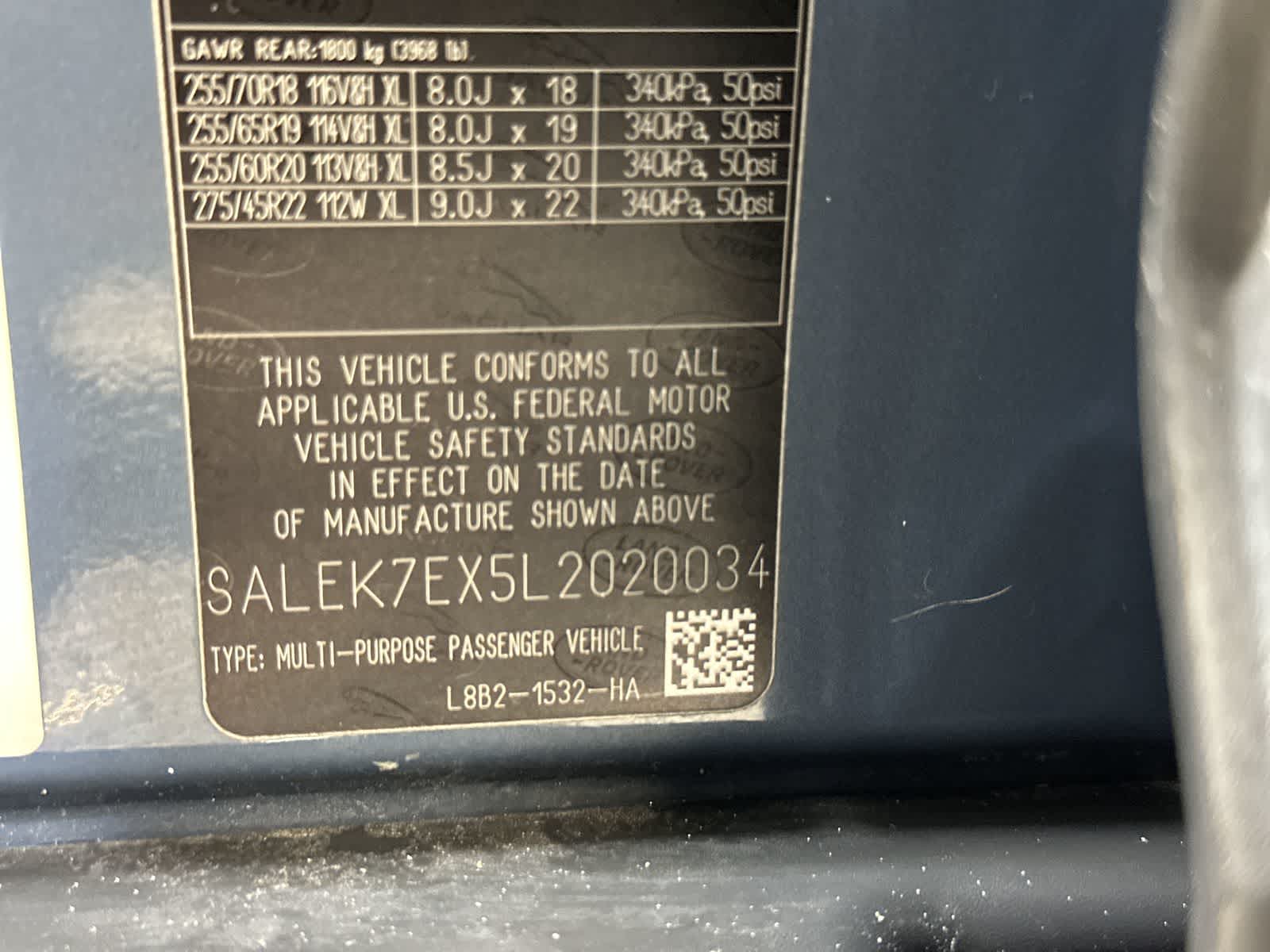 Thumbnail: 2020 Land Rover Defender - 33