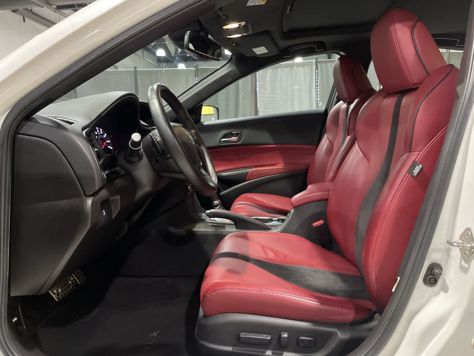 Thumbnail: 2019 Acura ILX - 14