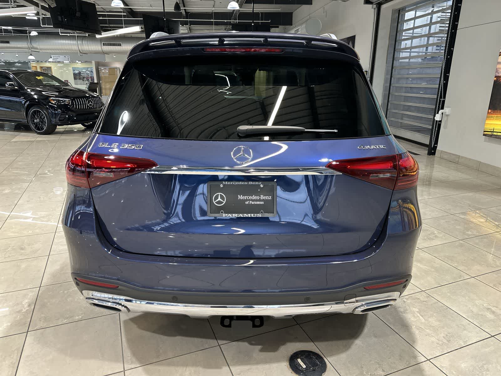 Thumbnail: 2025 Mercedes-Benz GLE - 17