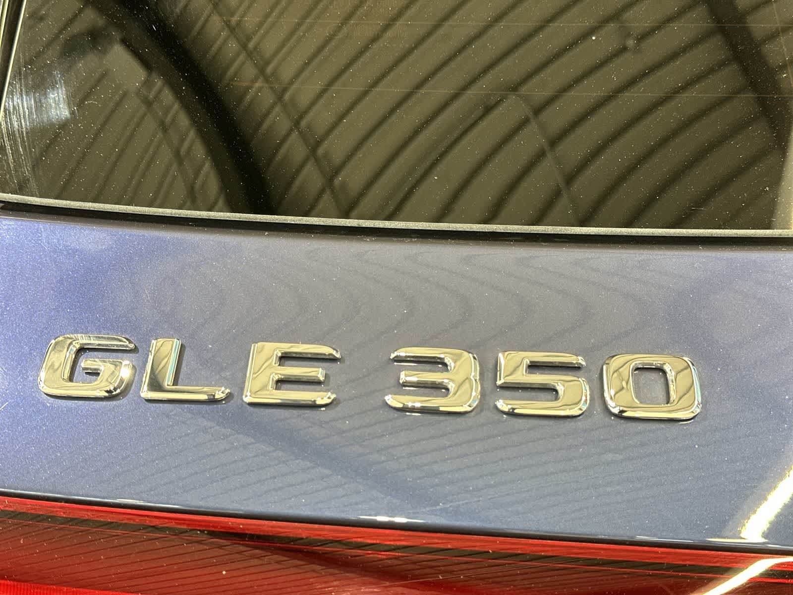 Thumbnail: 2026 Mercedes-Benz GLE - 19