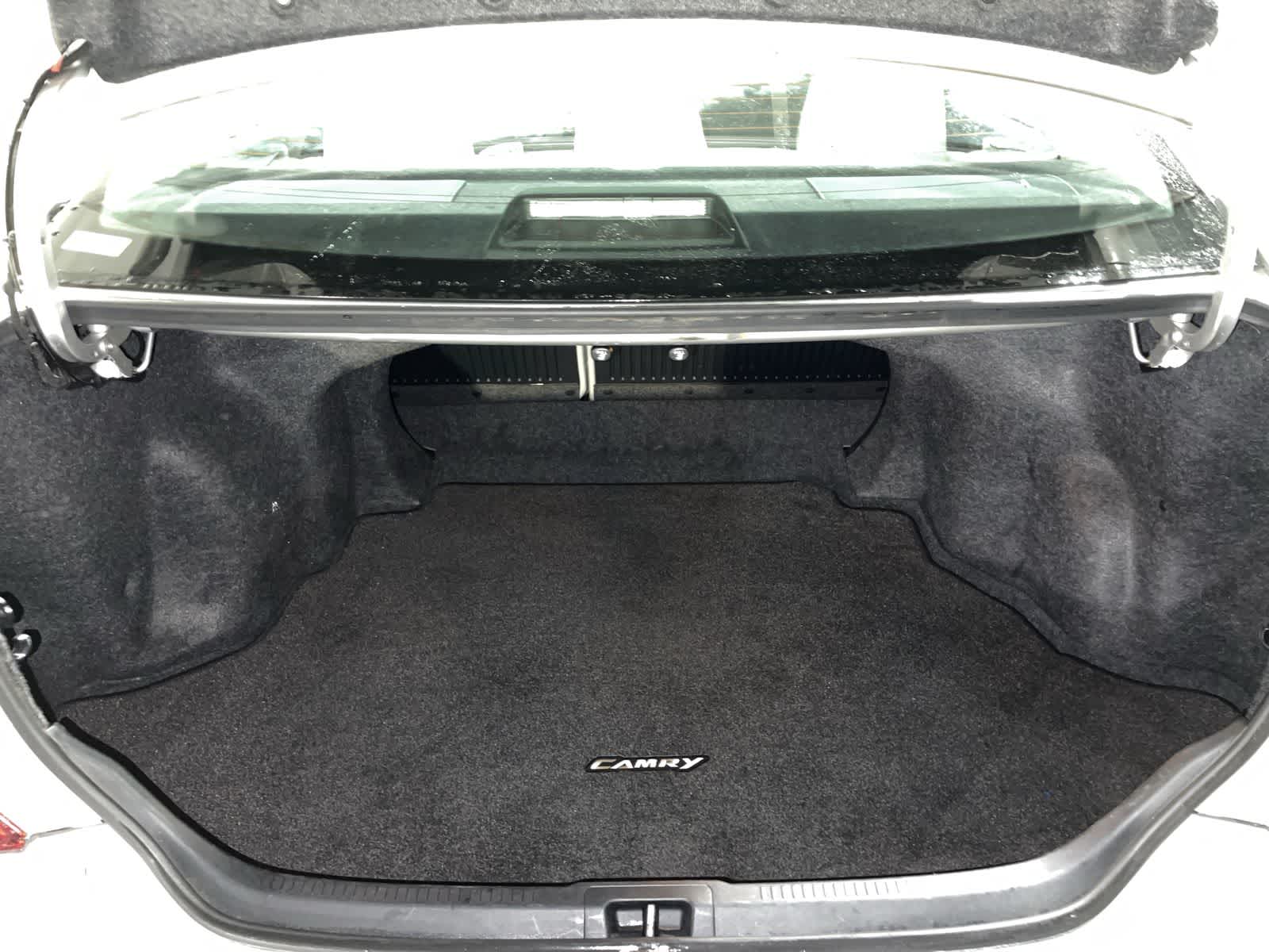 Thumbnail: 2012 Toyota Camry - 31
