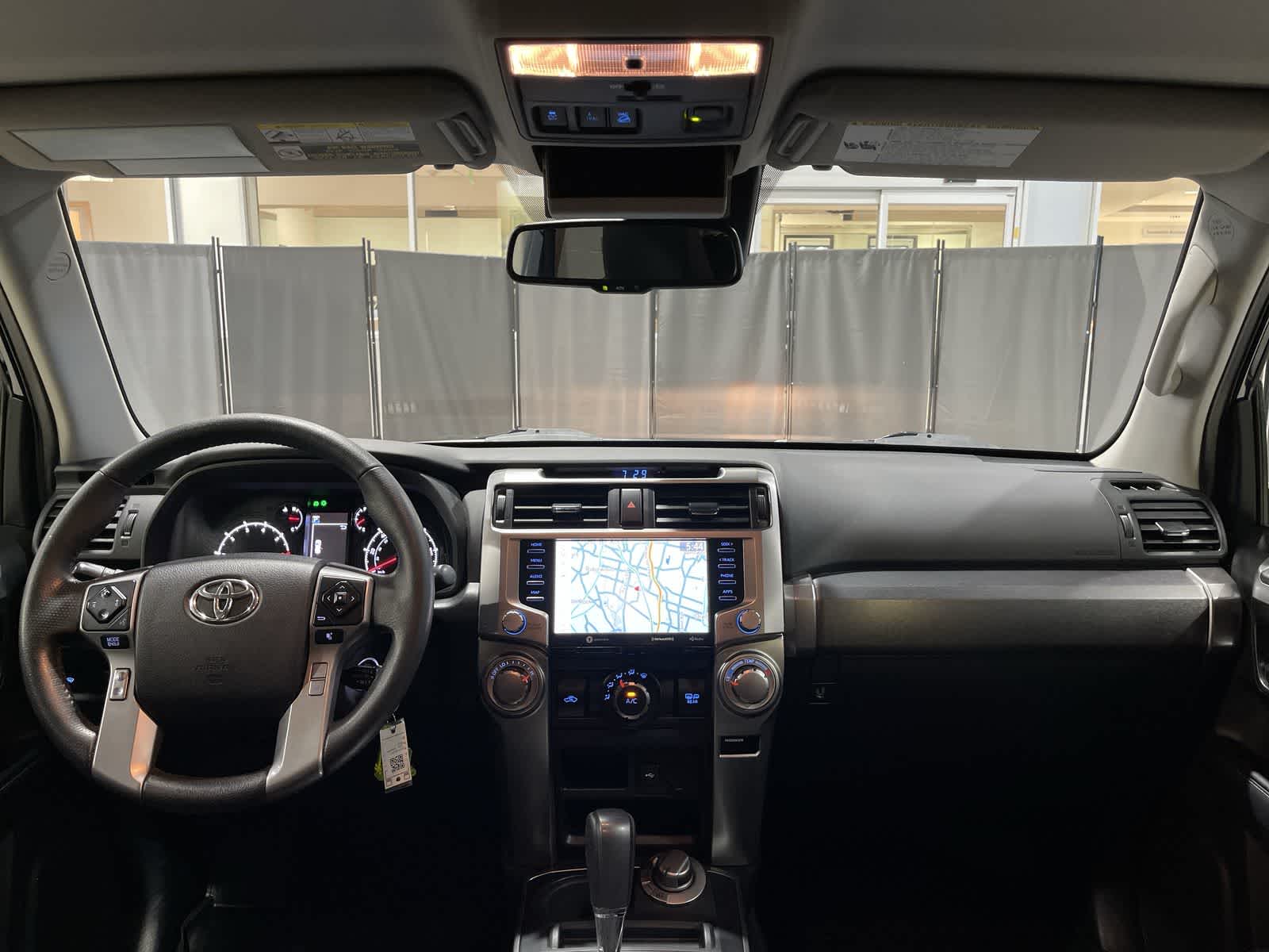 Thumbnail: 2020 Toyota 4Runner - 22