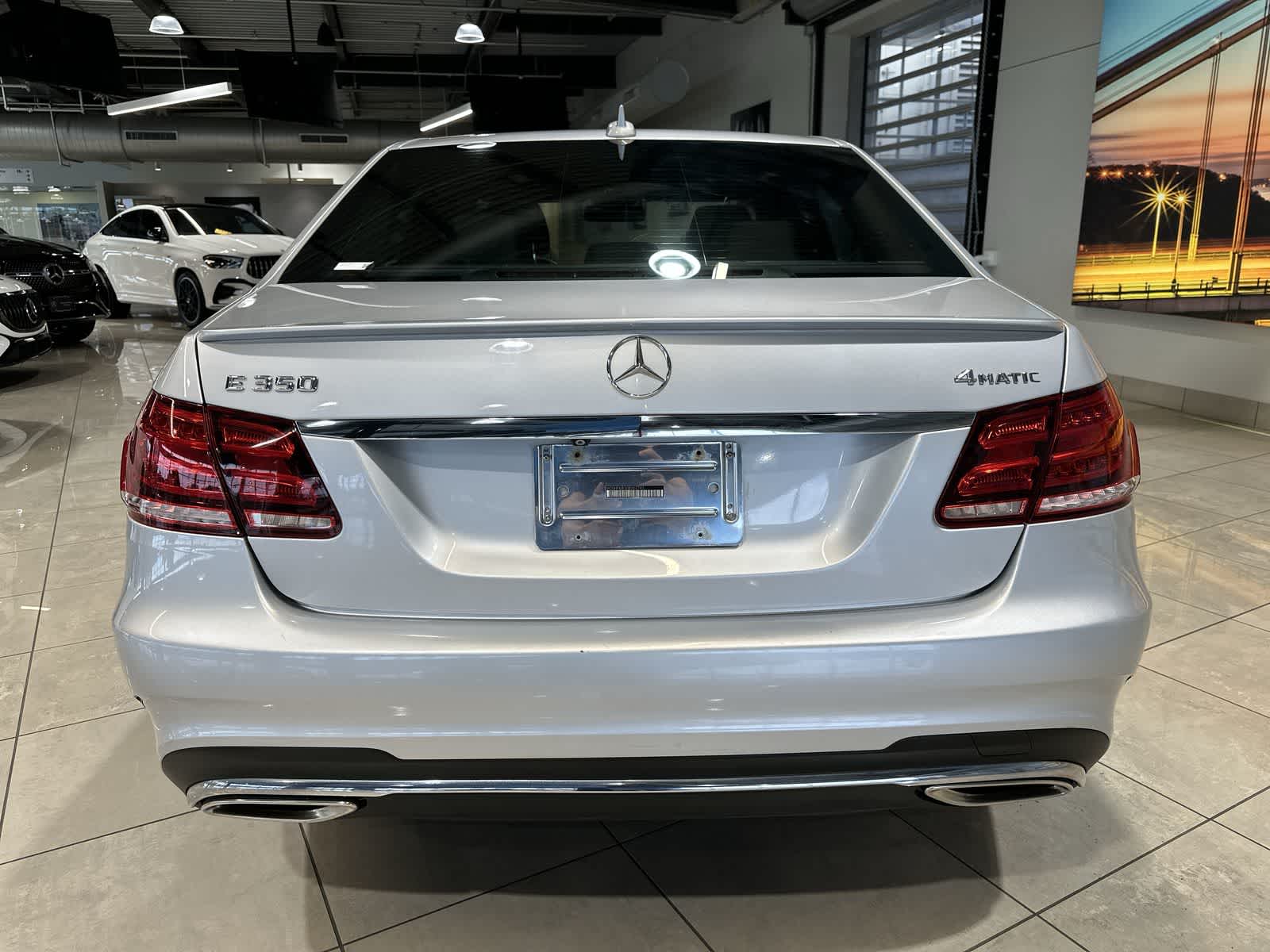 Thumbnail: 2016 Mercedes-Benz E-Class - 17