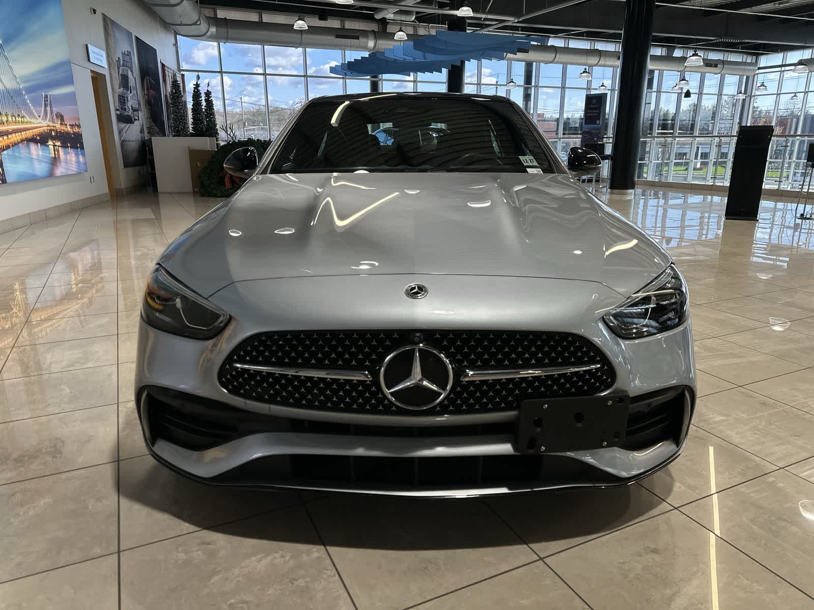 Thumbnail: 2022 Mercedes-Benz C-Class - 18