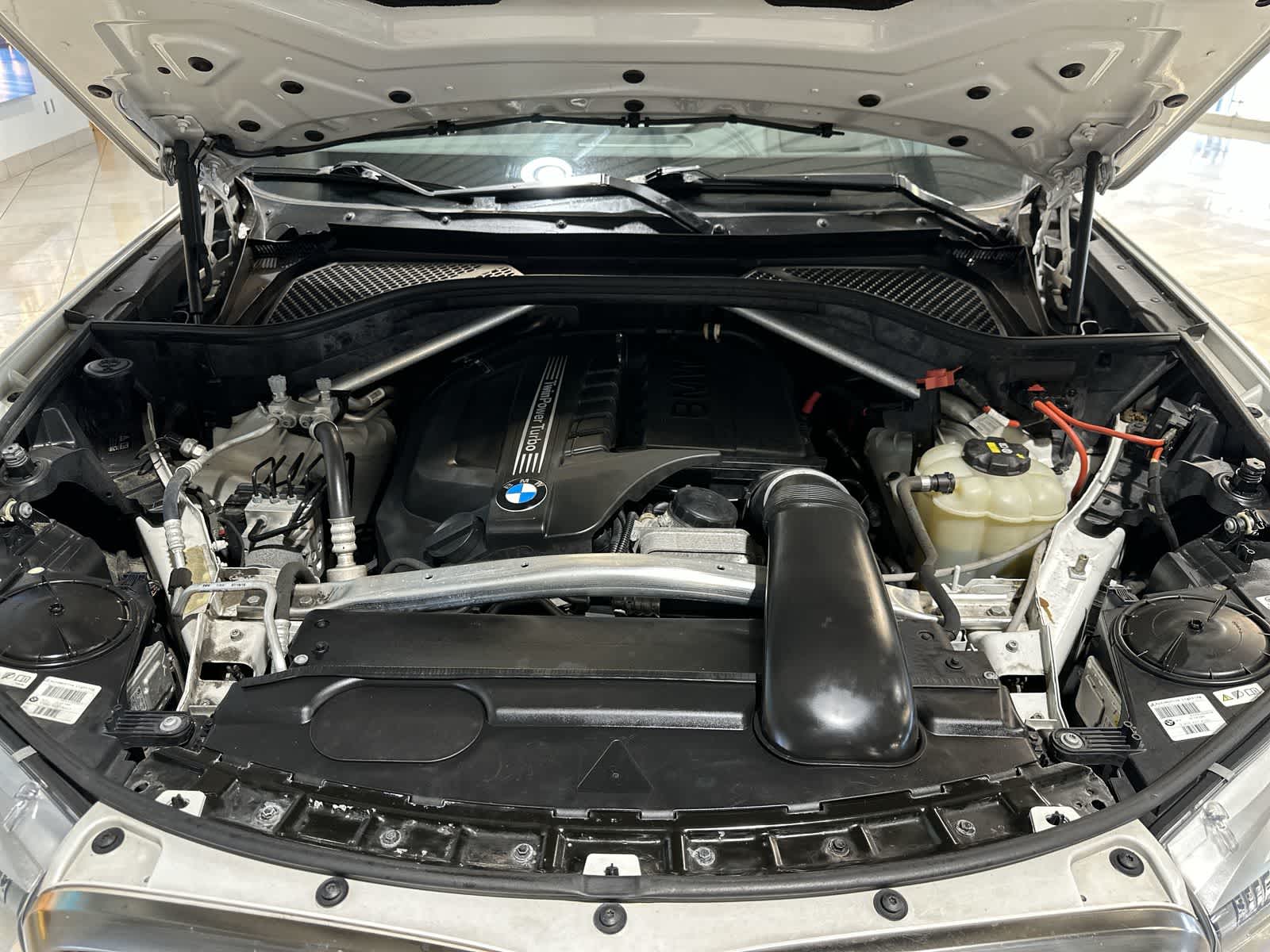 Thumbnail: 2019 BMW X6 - 21