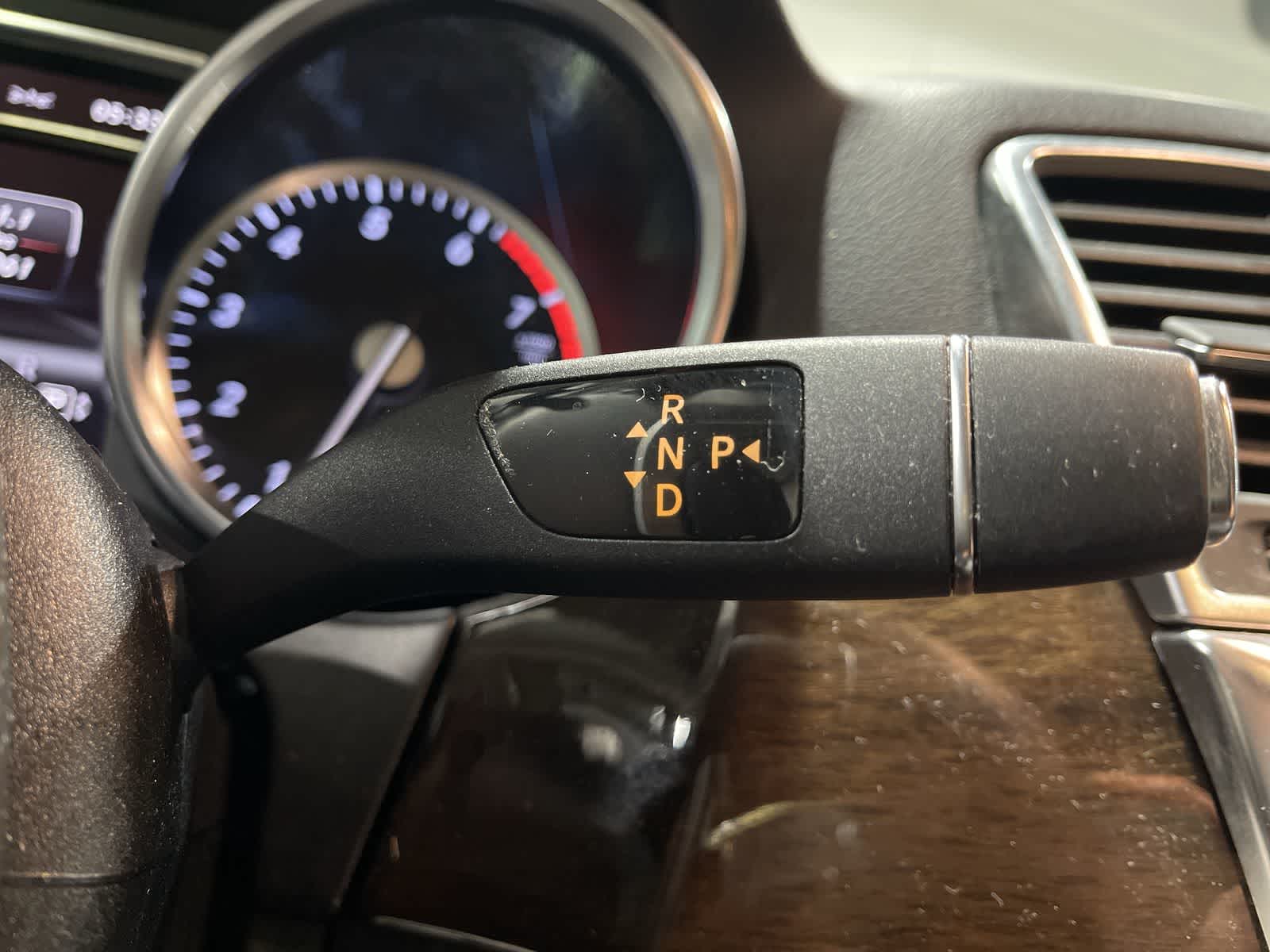 Thumbnail: 2013 Mercedes-Benz M-Class - 29