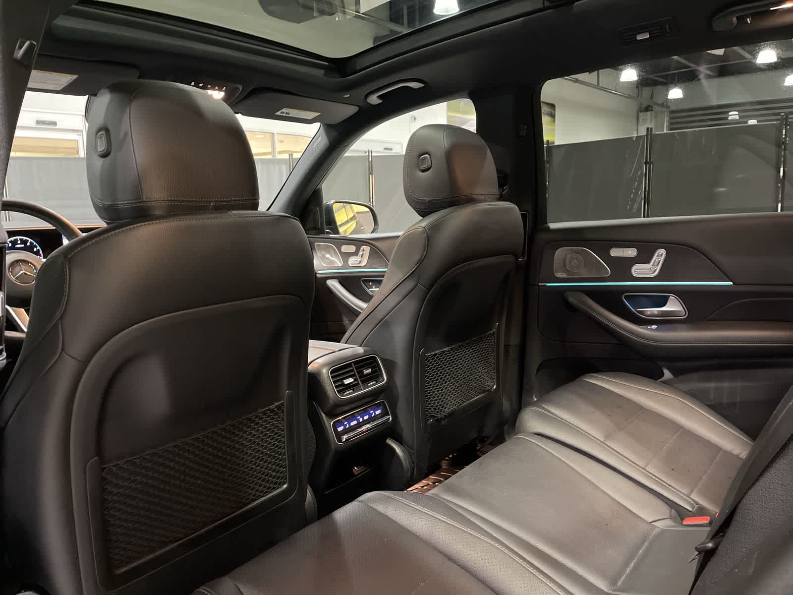 Thumbnail: 2022 Mercedes-Benz GLS - 24