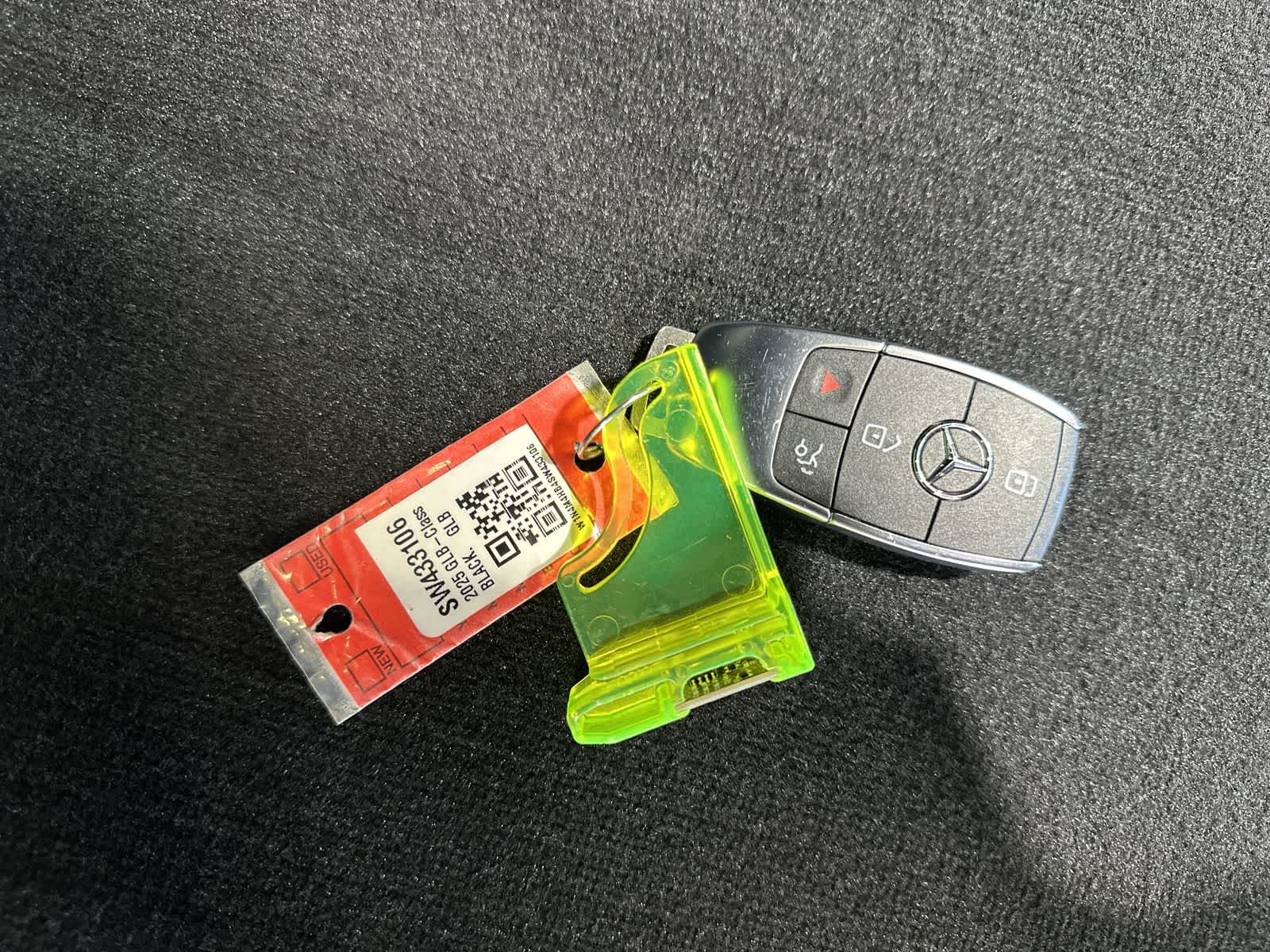 Thumbnail: 2025 Mercedes-Benz GLB - 32