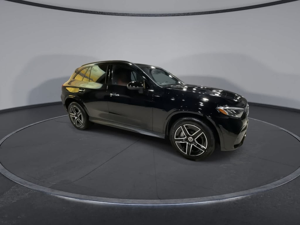 Used 2025 Mercedes-Benz GLC 300 4MATIC SUV