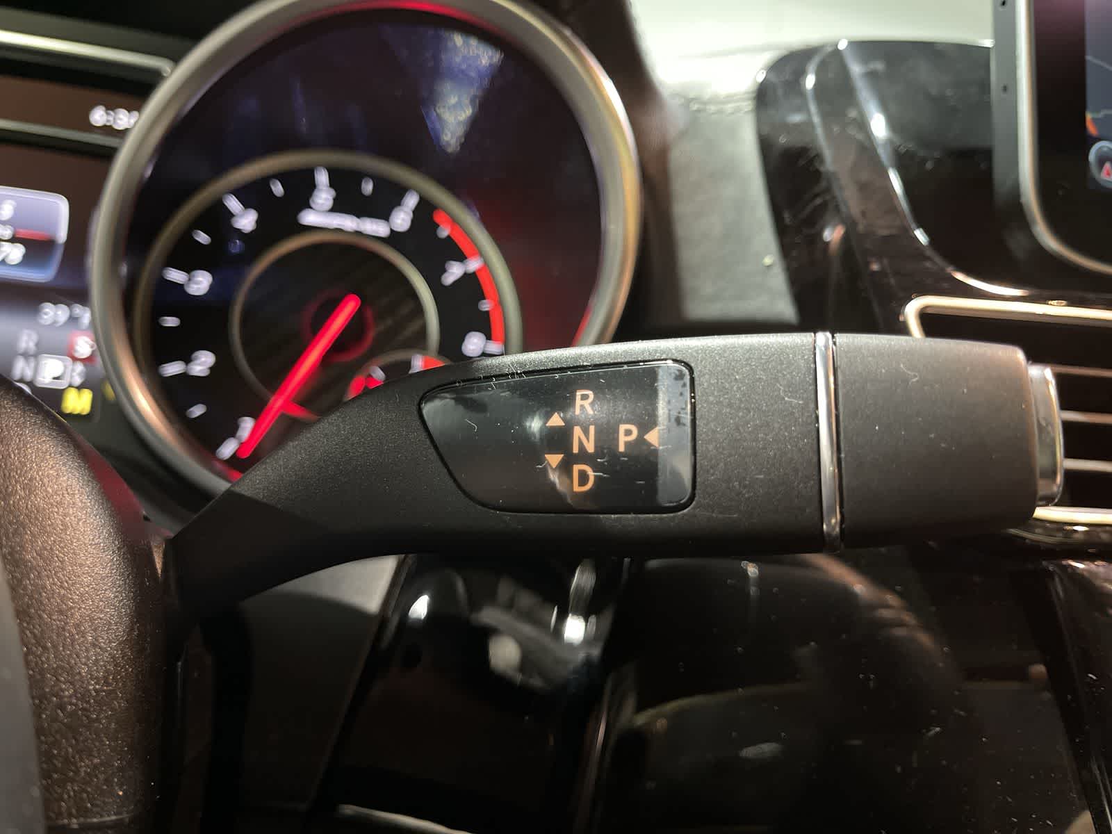 Thumbnail: 2019 Mercedes-Benz GL-Class - 29