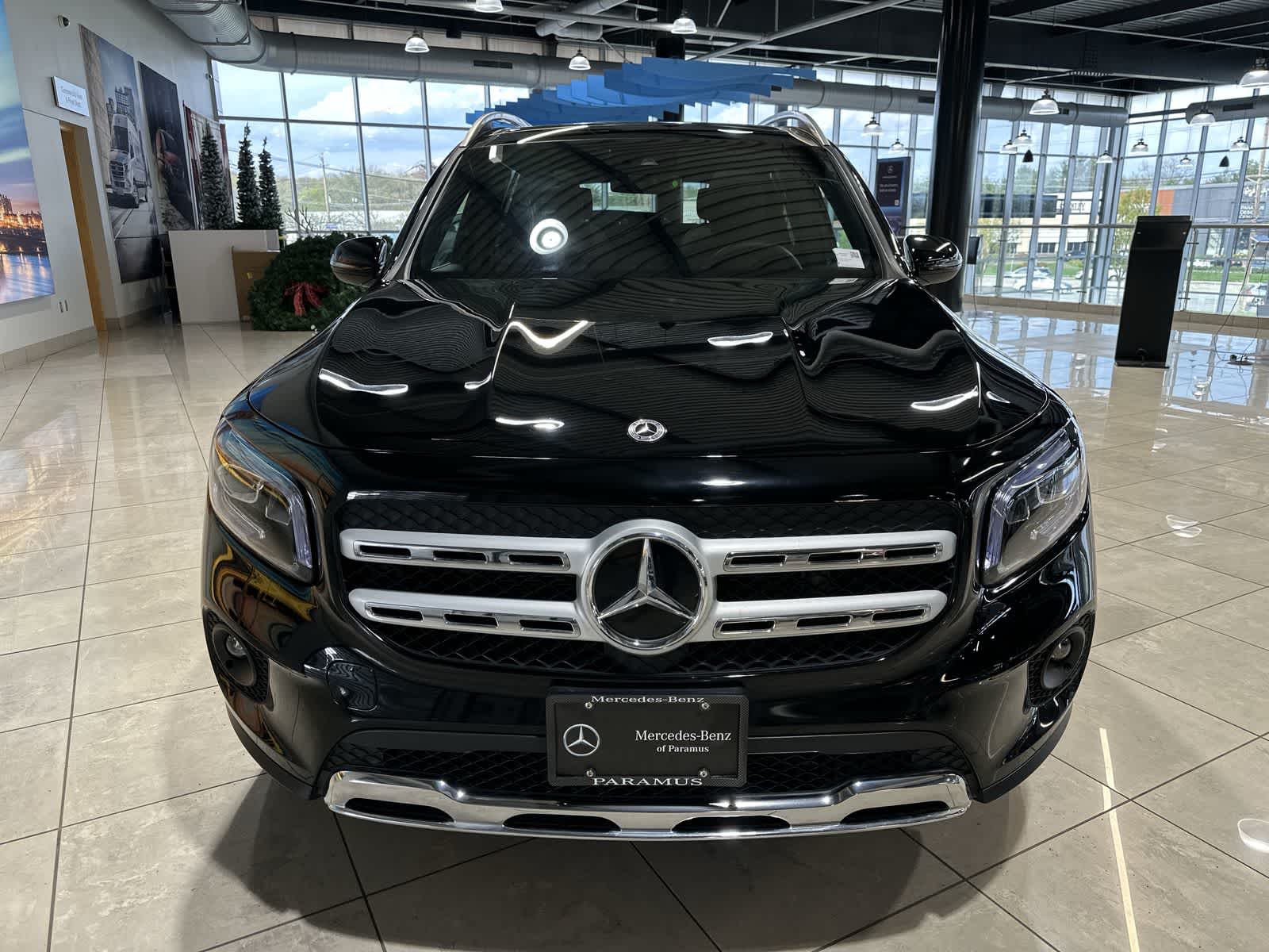 Thumbnail: 2022 Mercedes-Benz GLB - 18