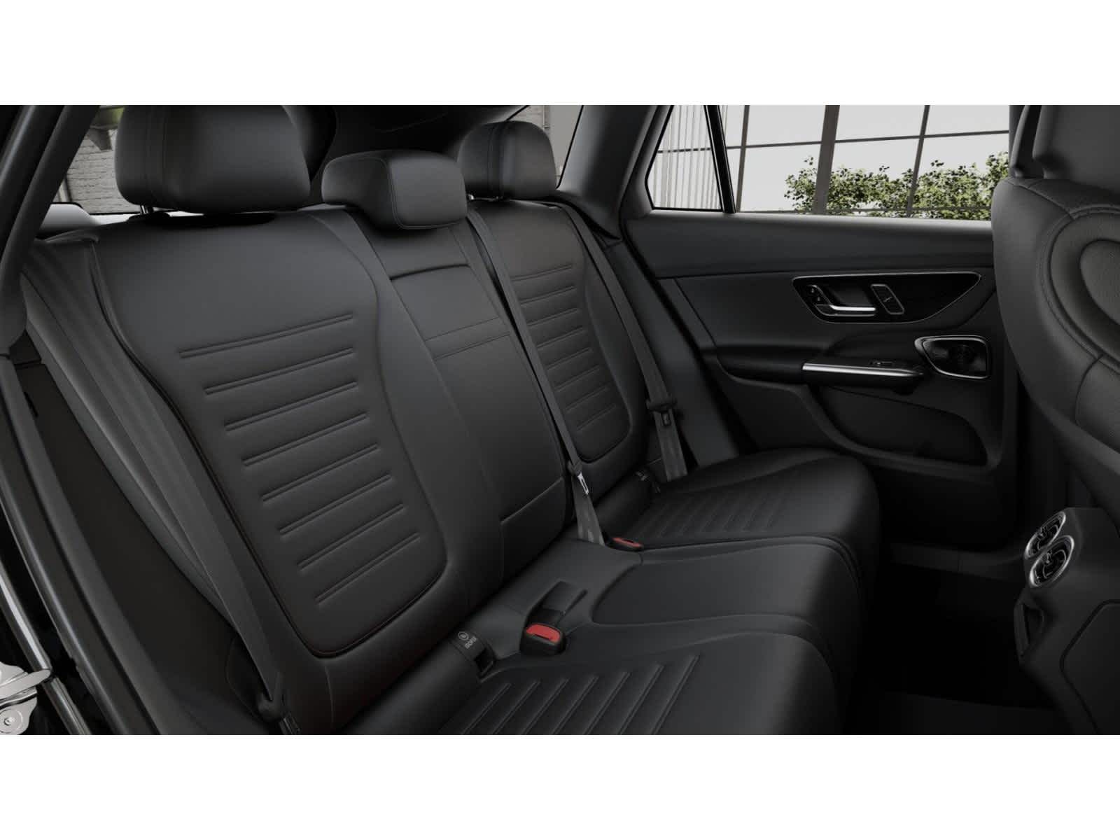 Thumbnail: 2026 Mercedes-Benz GLC - 4