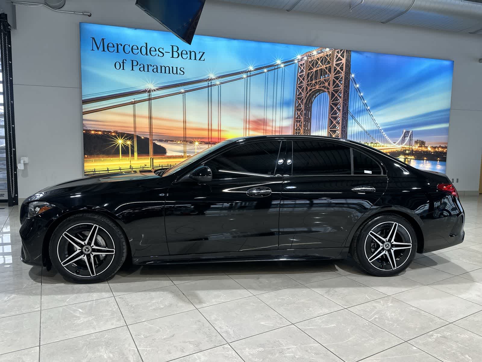 Thumbnail: 2023 Mercedes-Benz C-Class - 15