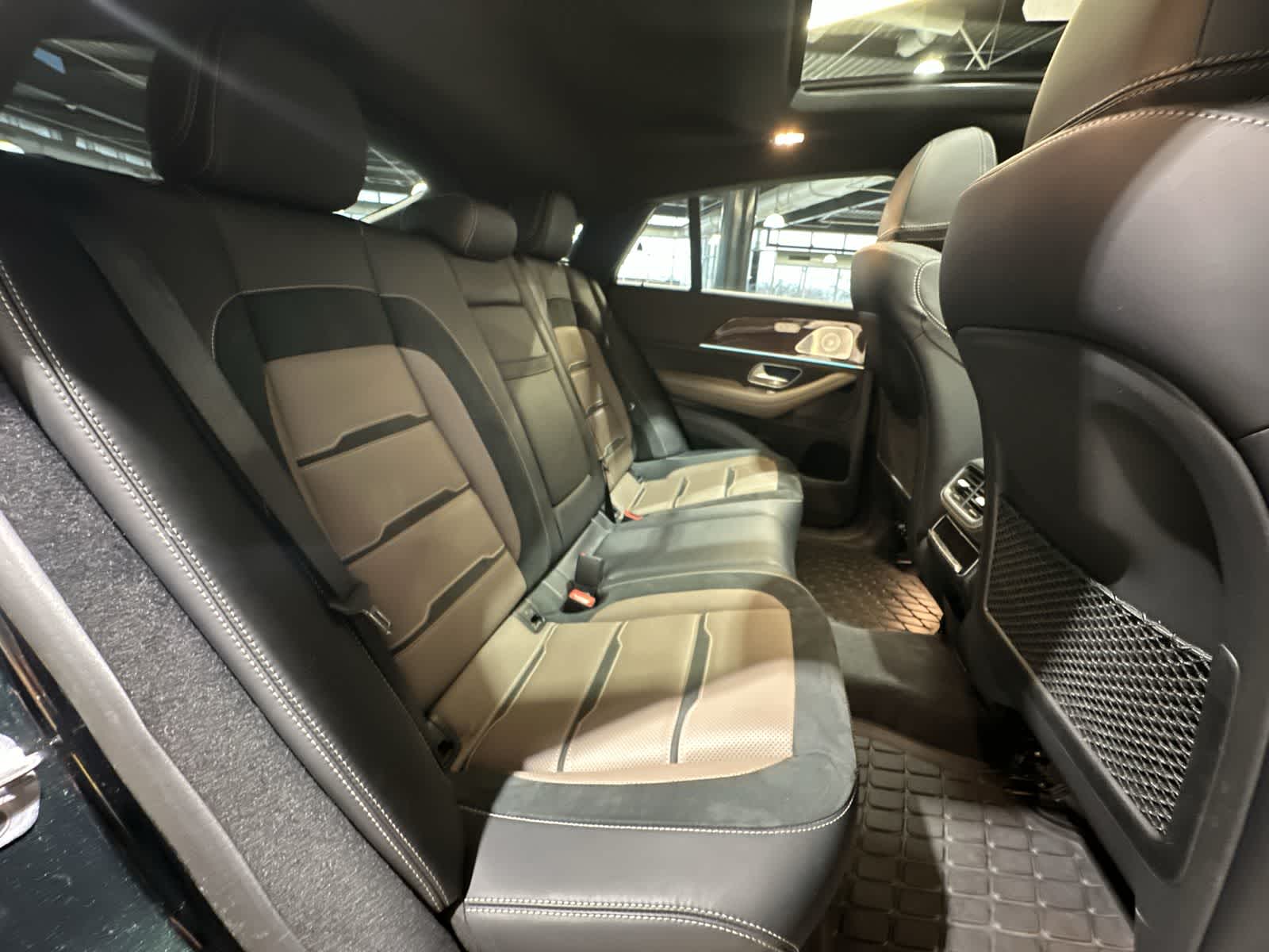 Thumbnail: 2023 Mercedes-Benz GLE - 25