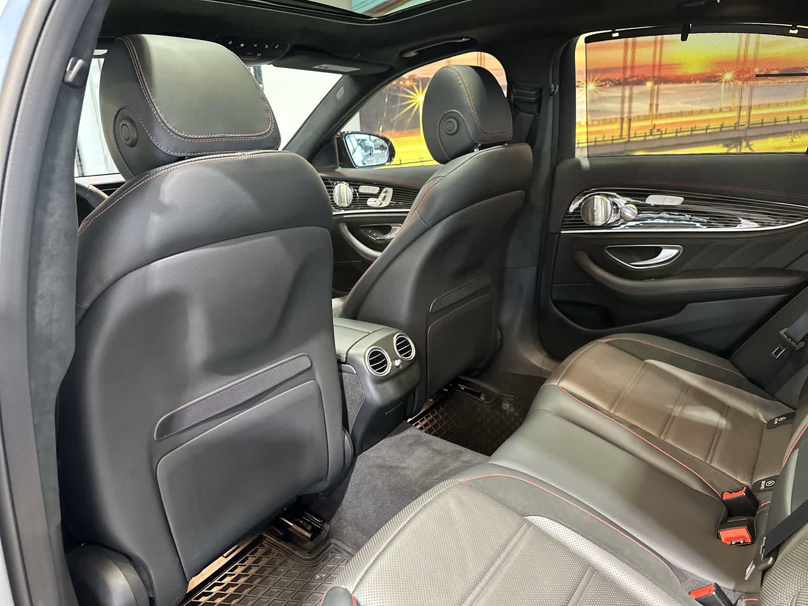 Thumbnail: 2022 Mercedes-Benz E-Class - 24