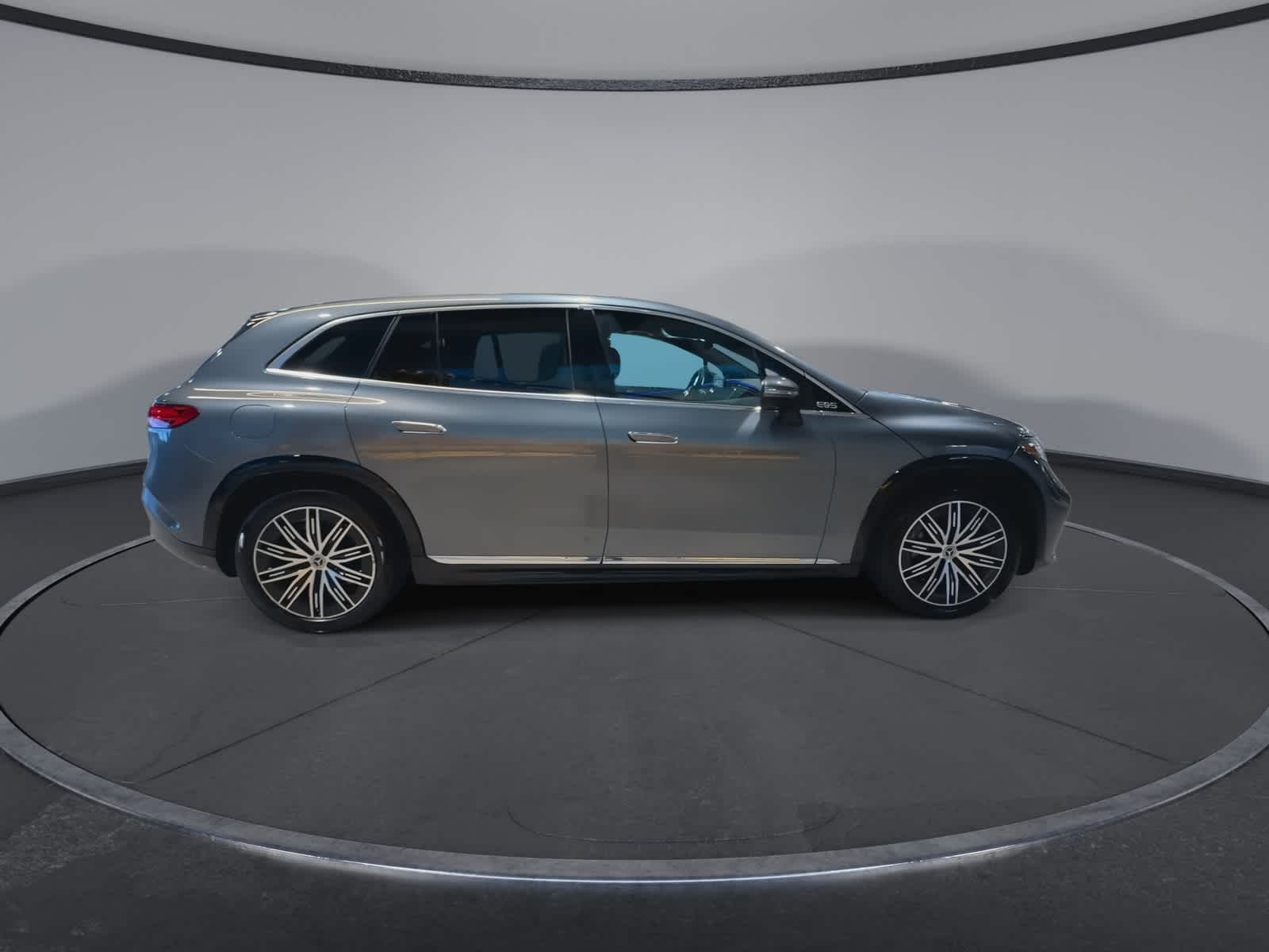 Thumbnail: 2023 Mercedes-Benz EQS - 13