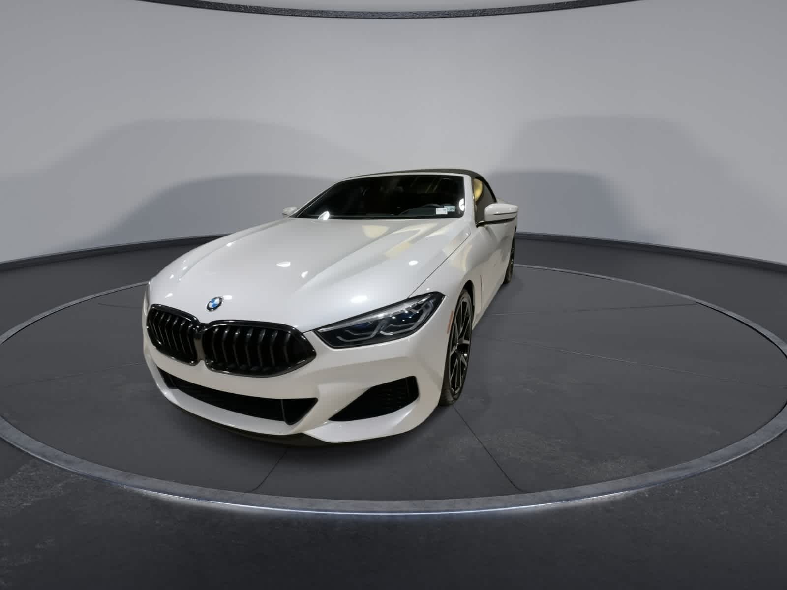 Thumbnail: 2019 BMW 8 Series - 5