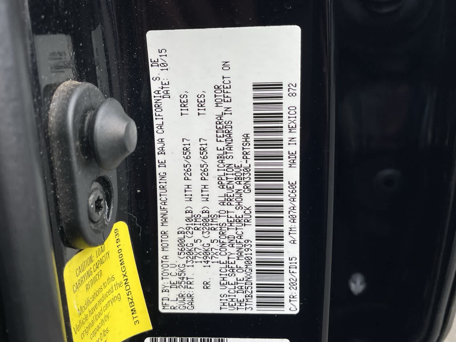 Thumbnail: 2016 Toyota Tacoma - 33