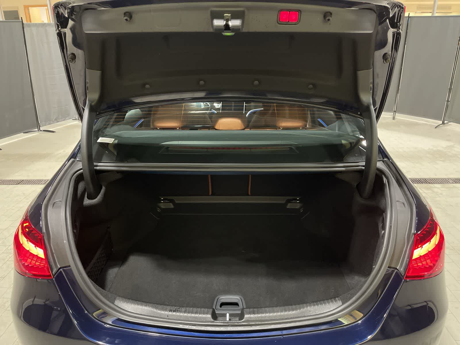 Thumbnail: 2022 Mercedes-Benz C-Class - 31