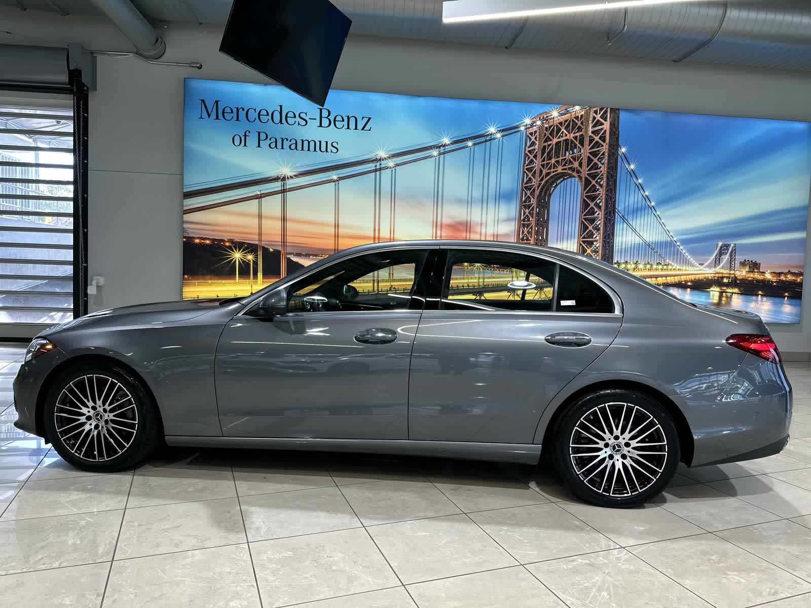Thumbnail: 2023 Mercedes-Benz C-Class - 15