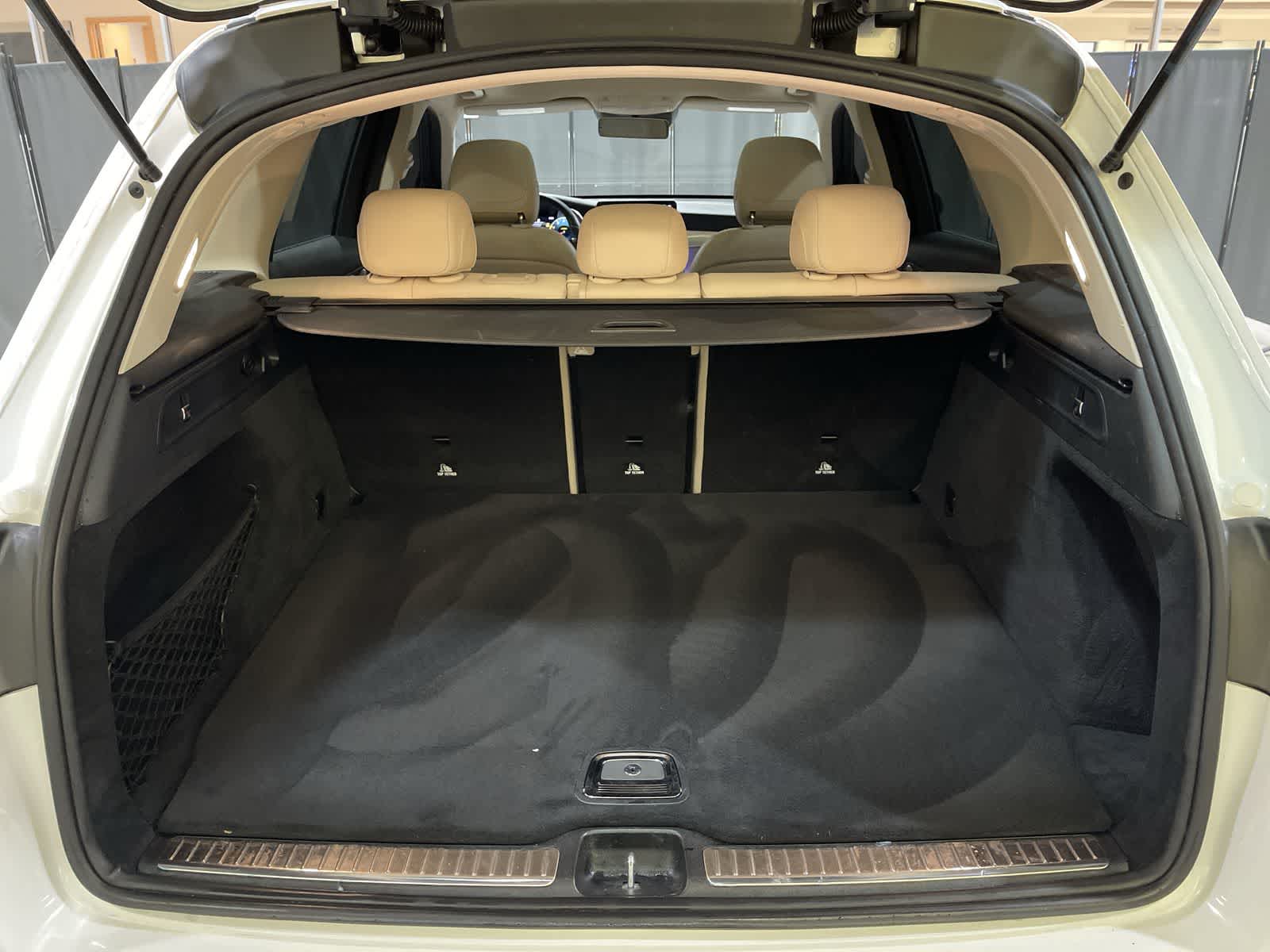 Thumbnail: 2021 Mercedes-Benz GLC - 31