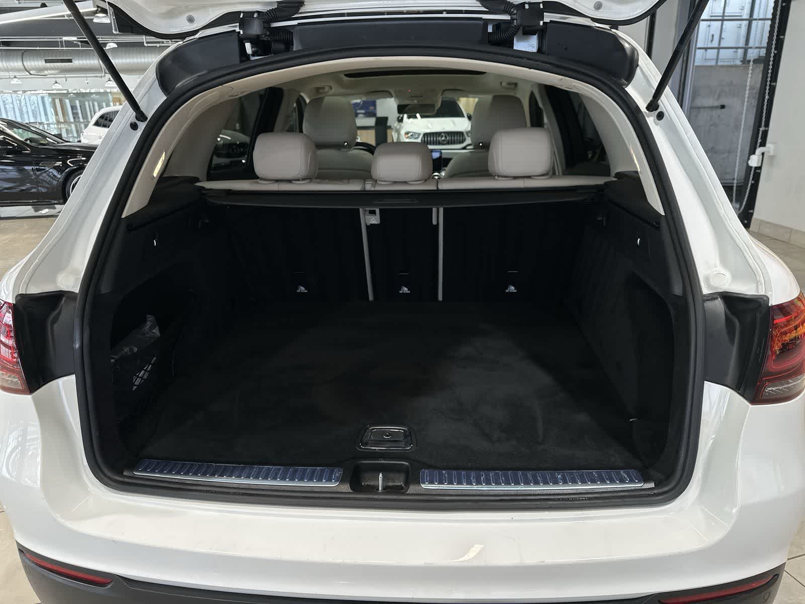 Thumbnail: 2020 Mercedes-Benz GLC - 31