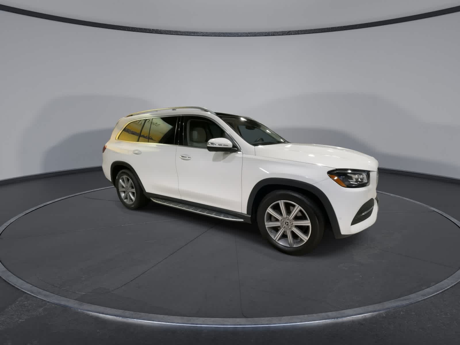 2022 Mercedes Benz GLS 450 4MATIC photo 2