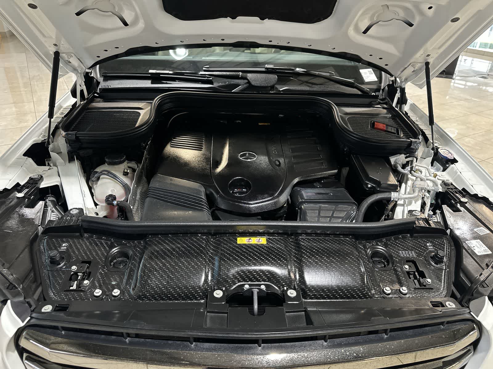 Thumbnail: 2025 Mercedes-Benz GLS - 21