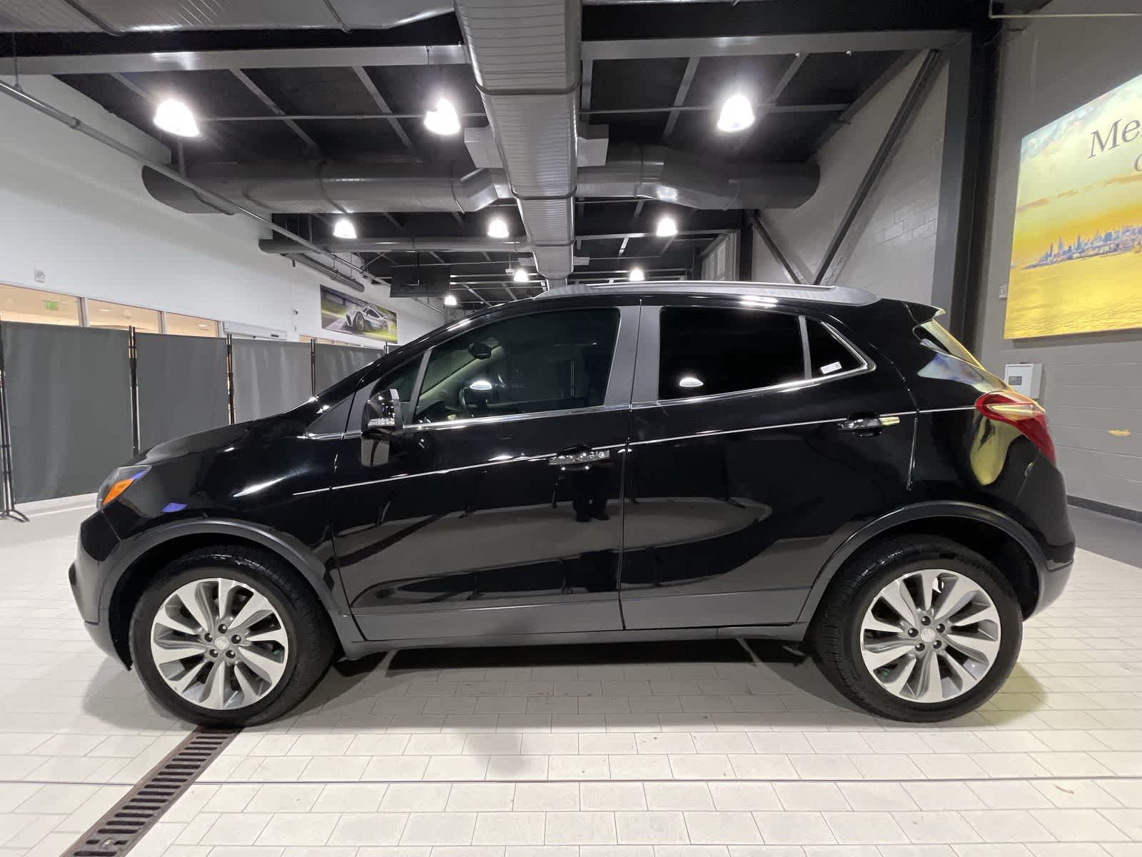 Thumbnail: 2017 Buick Encore - 15