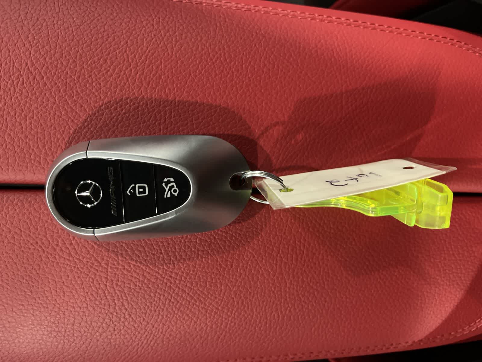 Thumbnail: 2024 Mercedes-Benz GLC - 32