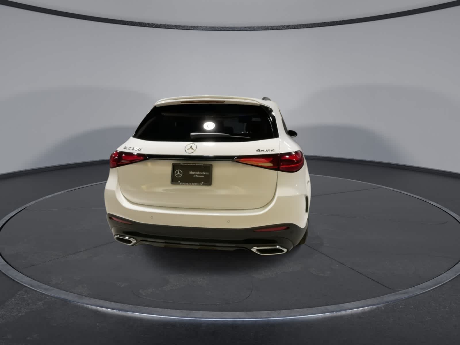 Thumbnail: 2025 Mercedes-Benz GLC - 10