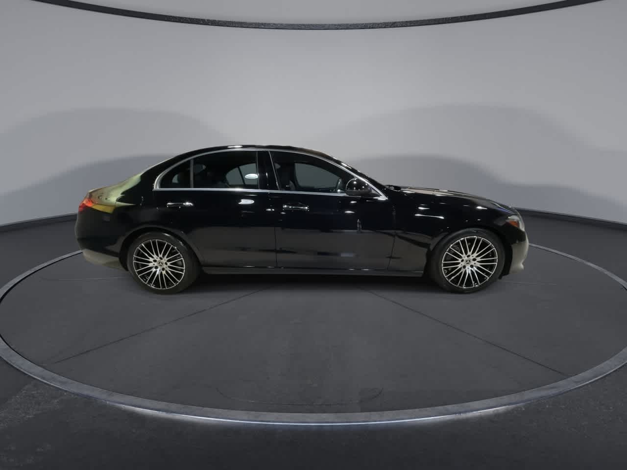 Thumbnail: 2022 Mercedes-Benz C-Class - 2