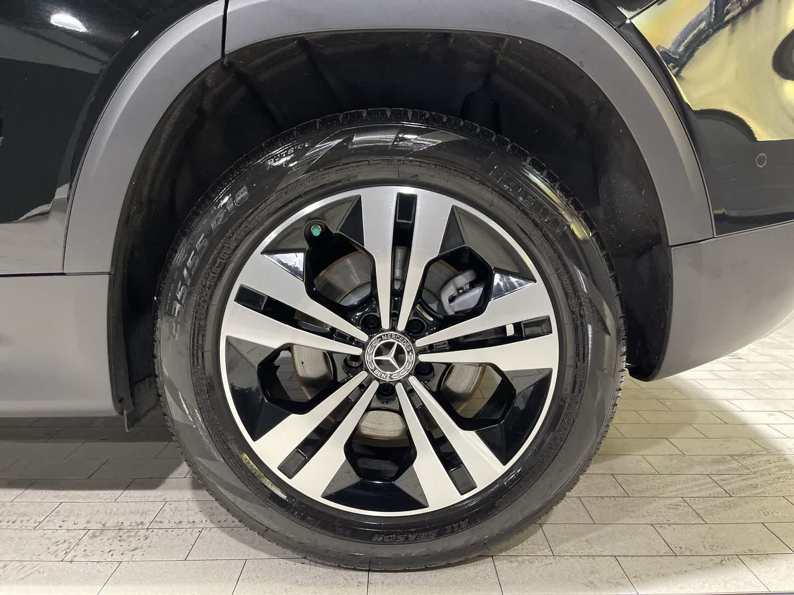 Thumbnail: 2025 Mercedes-Benz GLB - 20