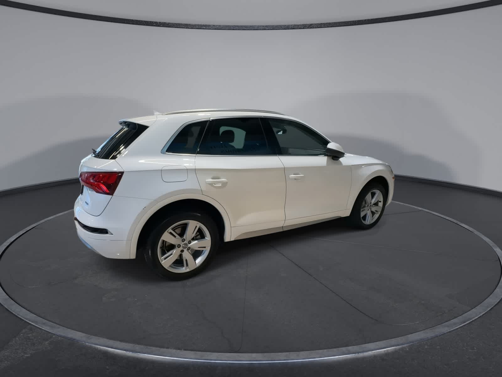 Thumbnail: 2019 Audi Q5 - 12