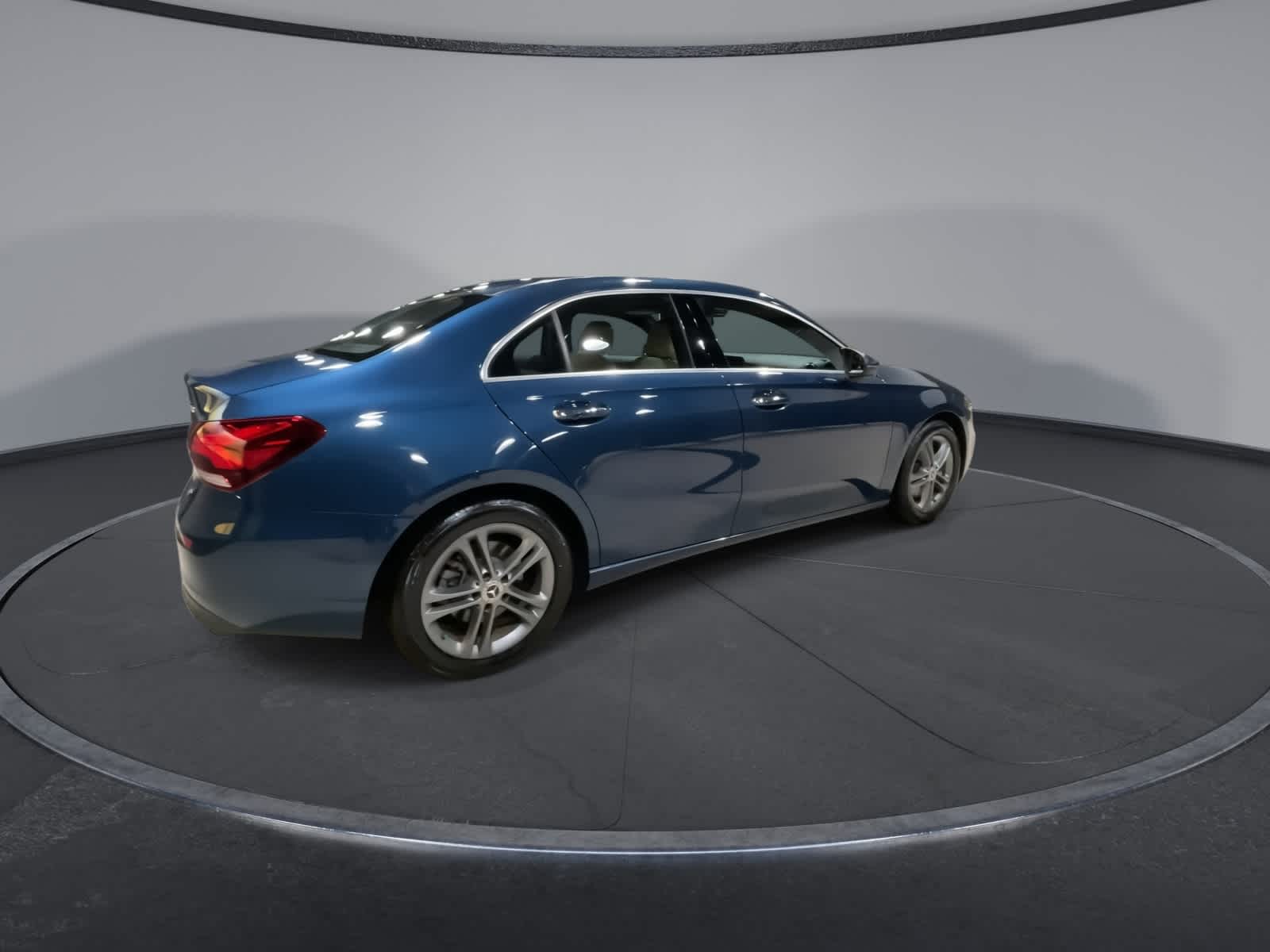 Thumbnail: 2020 Mercedes-Benz A-Class - 12