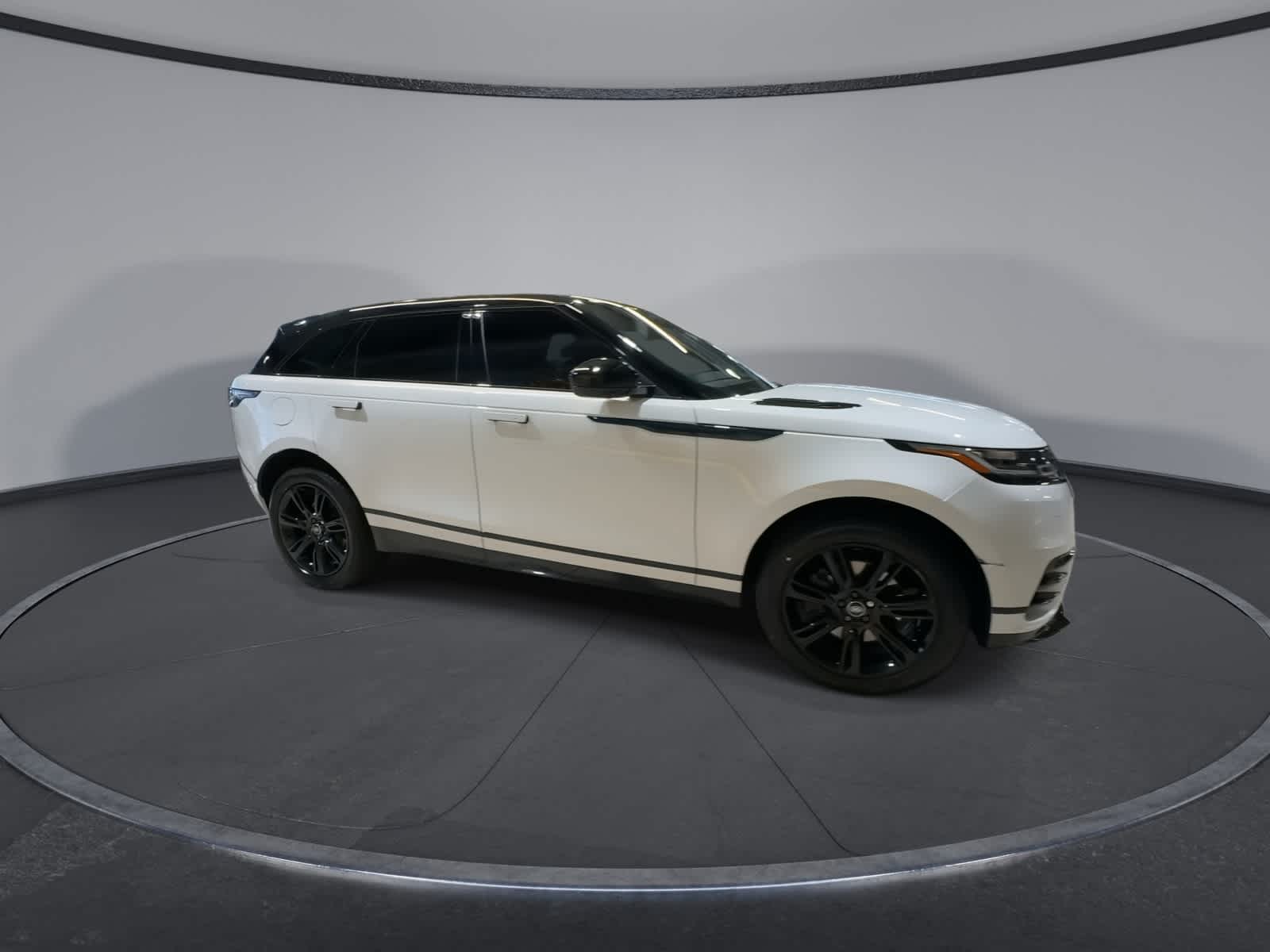 Thumbnail: 2023 Land Rover Range Rover Velar - 13