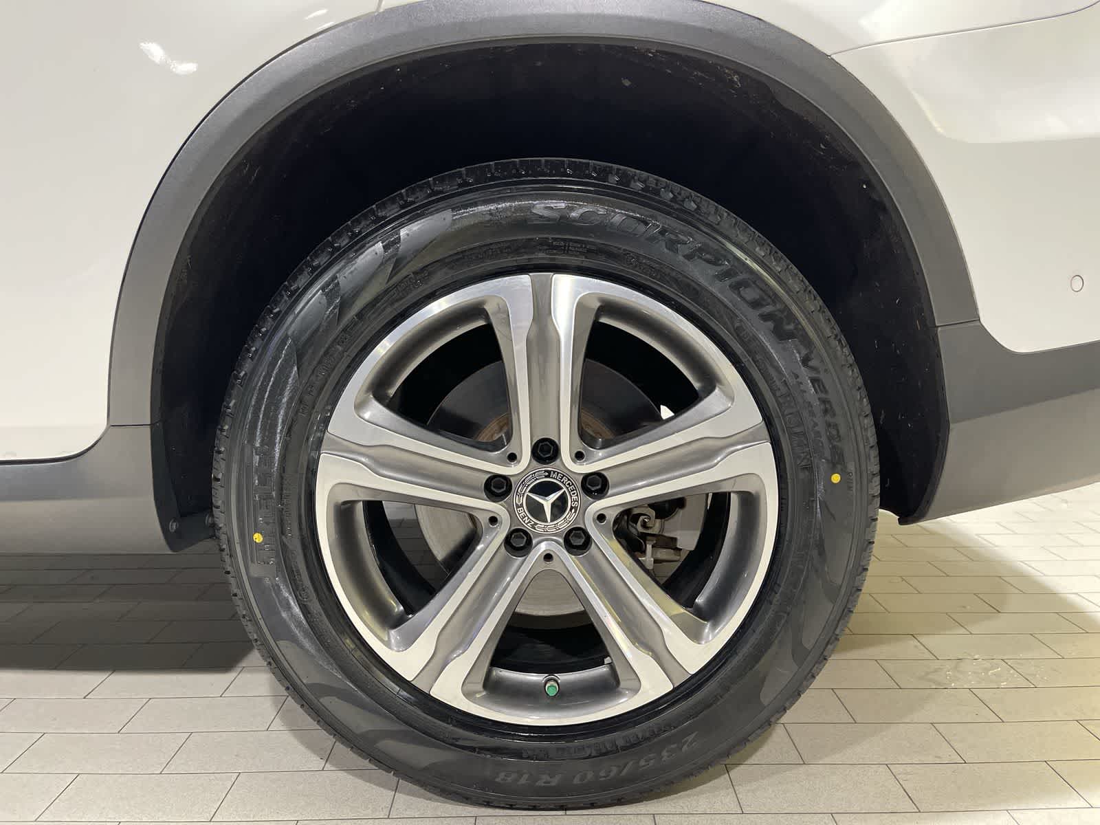 Thumbnail: 2022 Mercedes-Benz GLC - 20