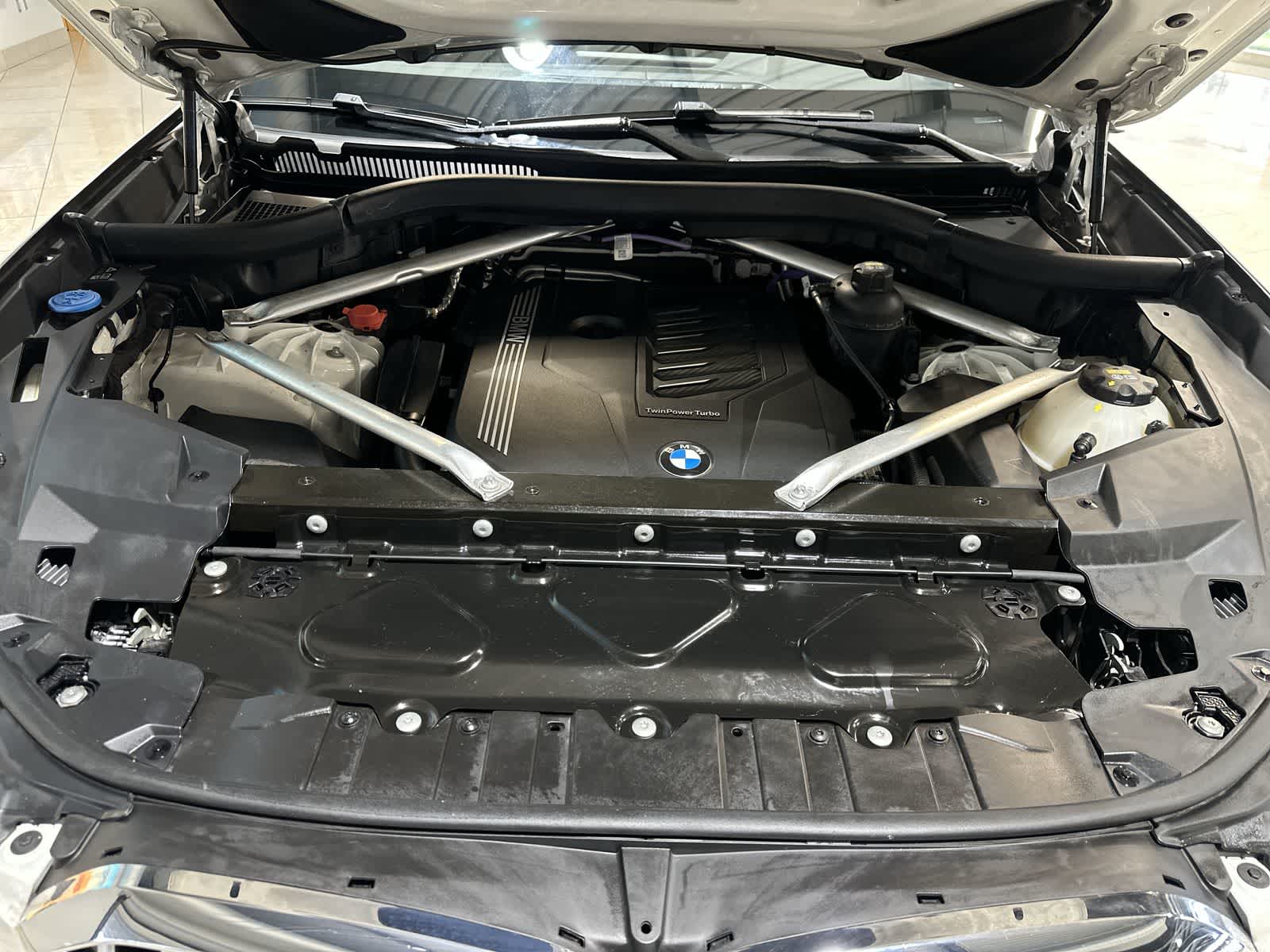 Thumbnail: 2021 BMW X5 - 21