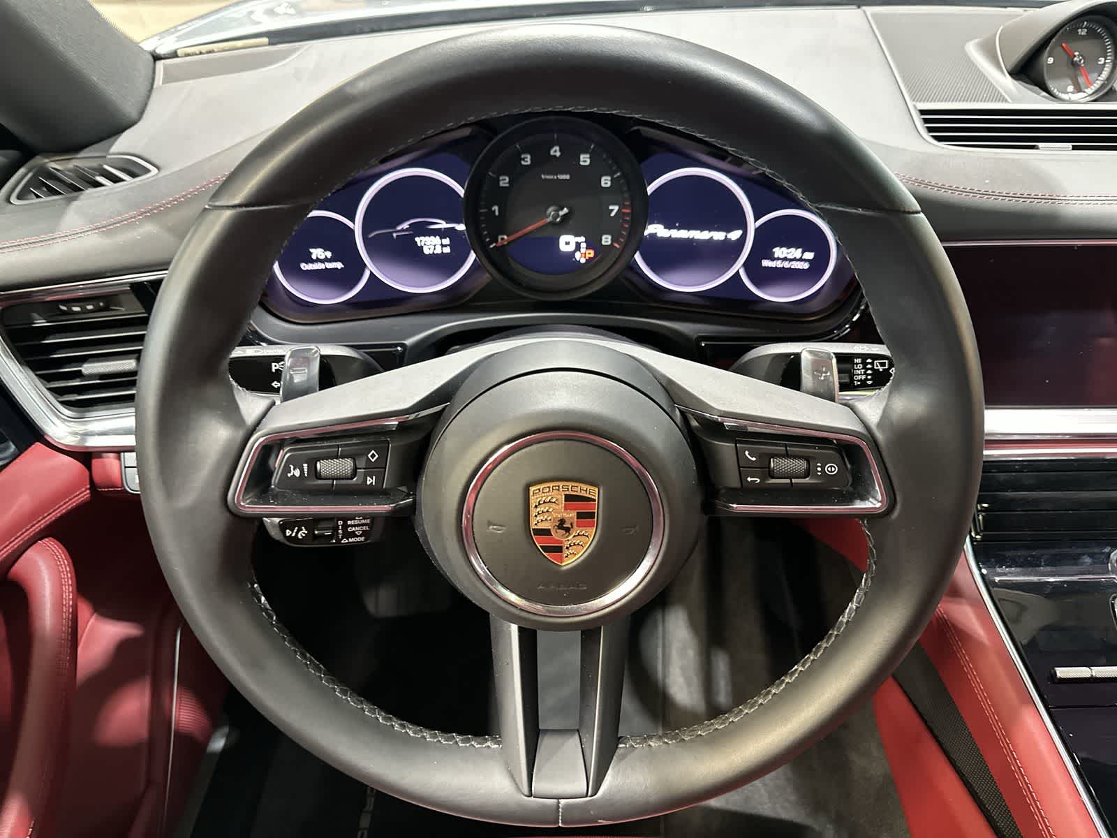 Thumbnail: 2023 Porsche Panamera - 27
