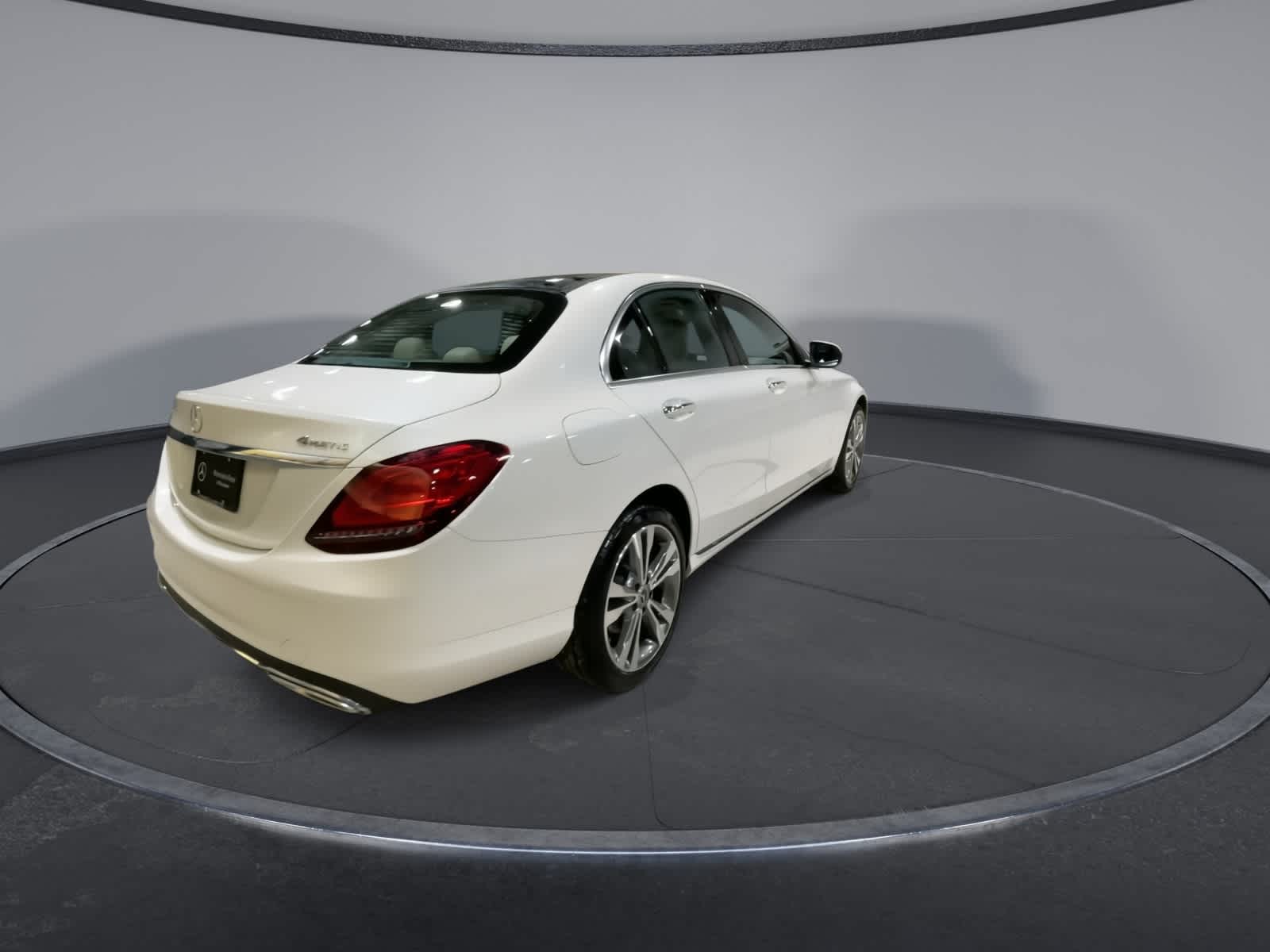 Thumbnail: 2020 Mercedes-Benz C-Class - 10