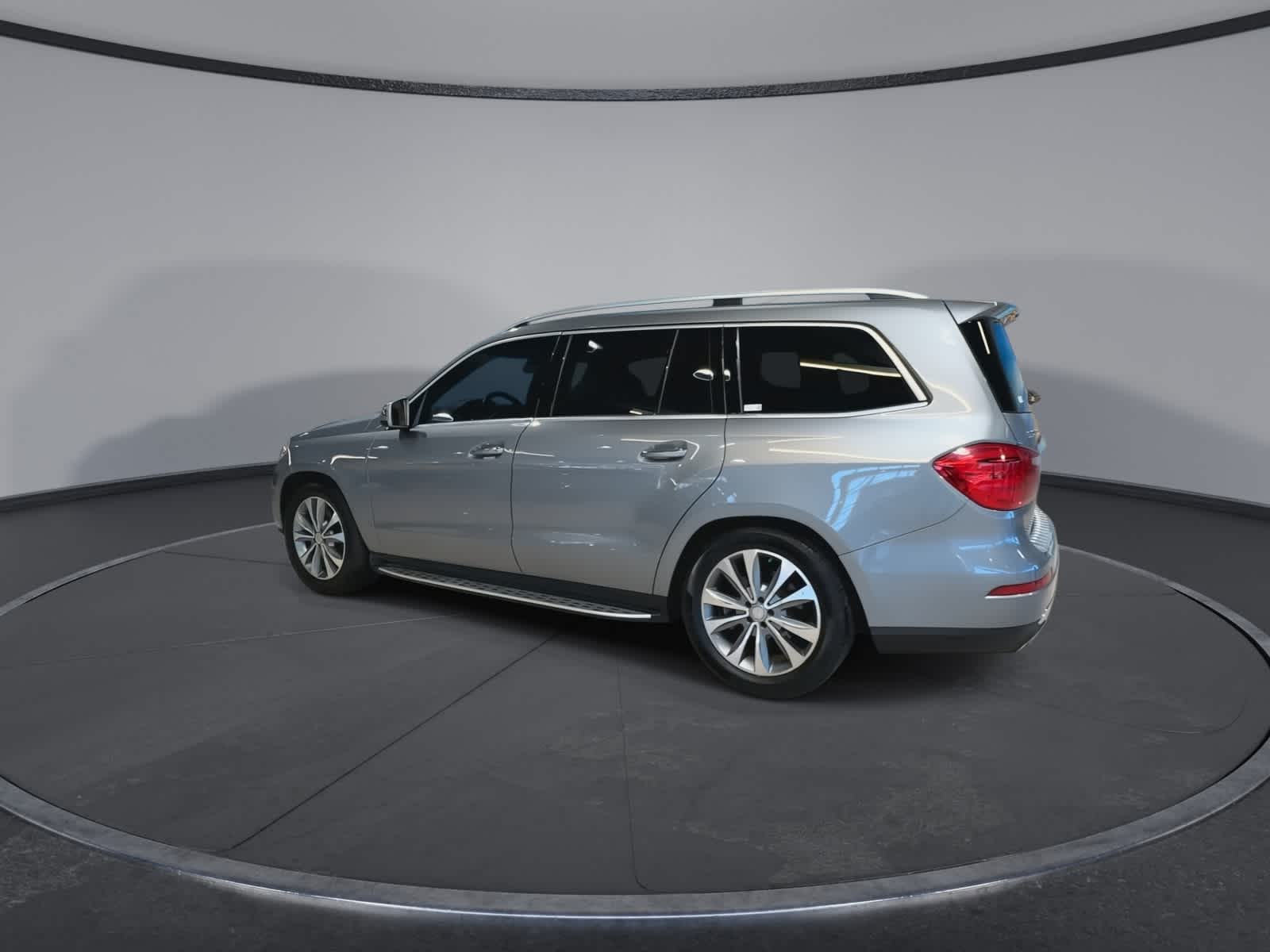 Thumbnail: 2016 Mercedes-Benz GL-Class - 8