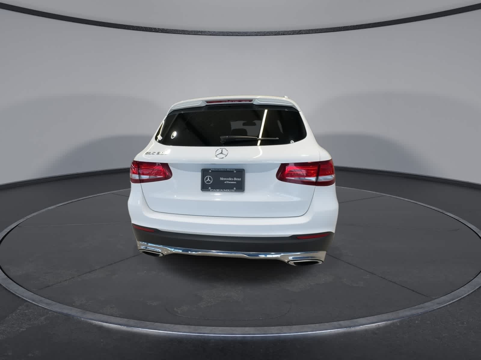 Thumbnail: 2017 Mercedes-Benz GLC - 10